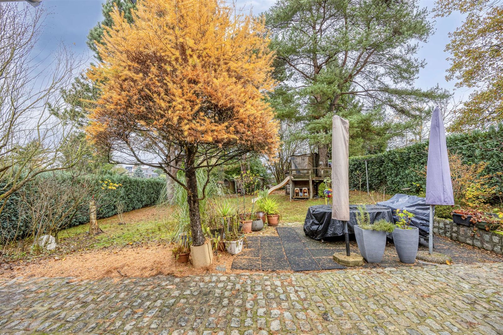 FOTO’S 28 : Woning te 1640 SINT-GENESIUS-RODE (België) - Prijs € 495.000