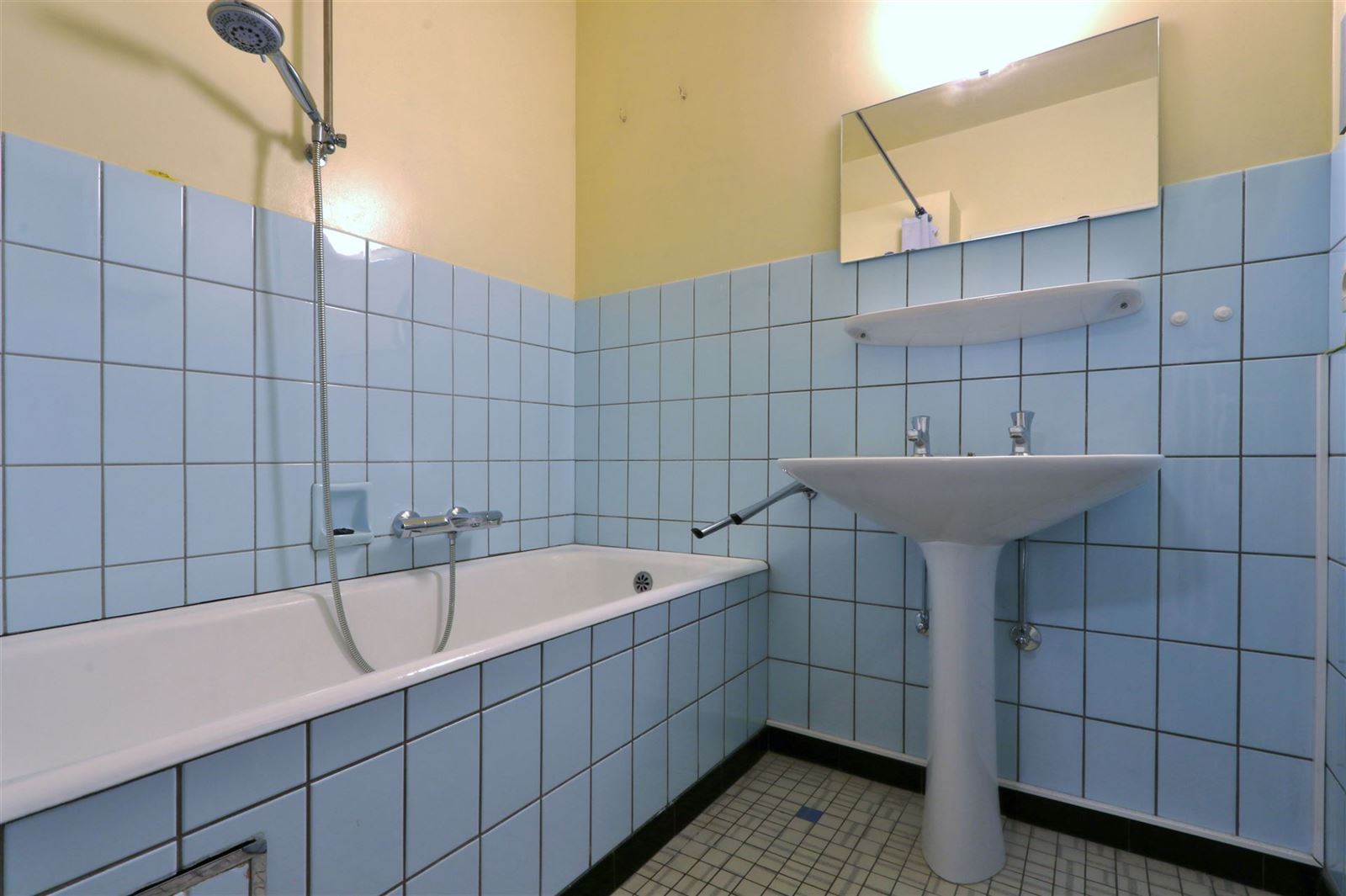 FOTO’S 9 : Appartement te 1600 SINT-PIETERS-LEEUW (België) - Prijs € 1.050