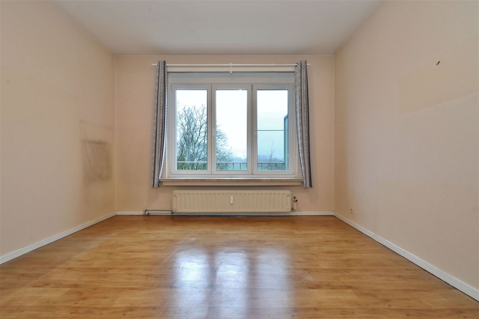 FOTO’S 8 : Appartement te 1600 SINT-PIETERS-LEEUW (België) - Prijs € 1.050