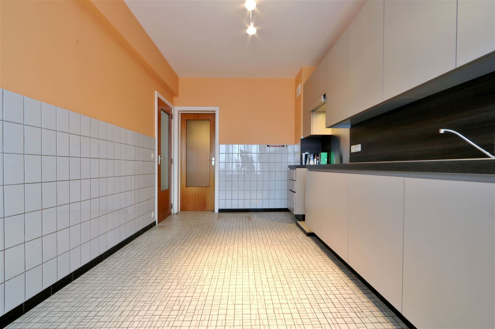 FOTO’S 6 : Appartement te 1600 SINT-PIETERS-LEEUW (België) - Prijs € 1.050