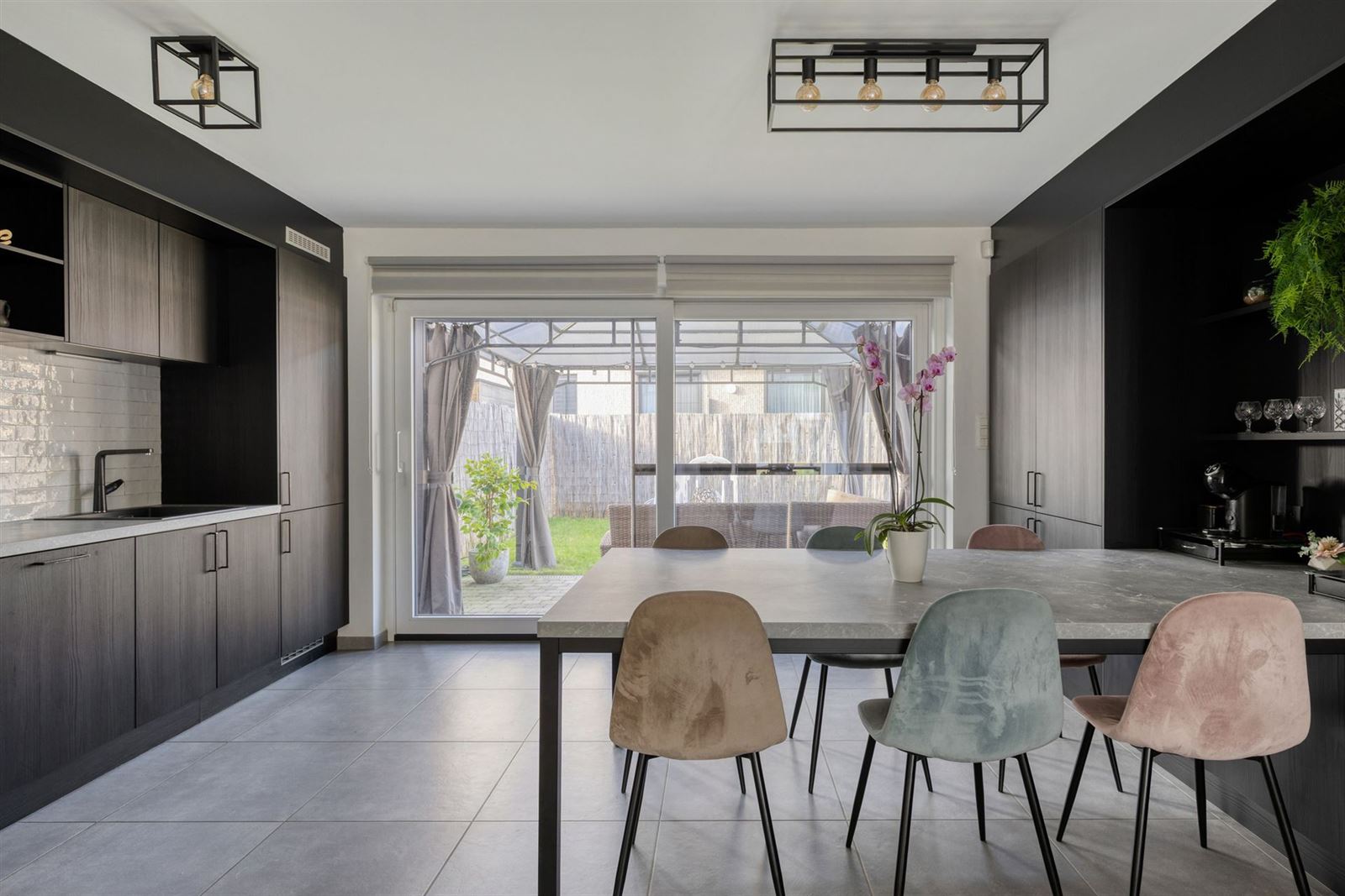 PHOTOS 7 : Maison à 1600 SINT-PIETERS-LEEUW (Belgique) - Prix 449.000 €