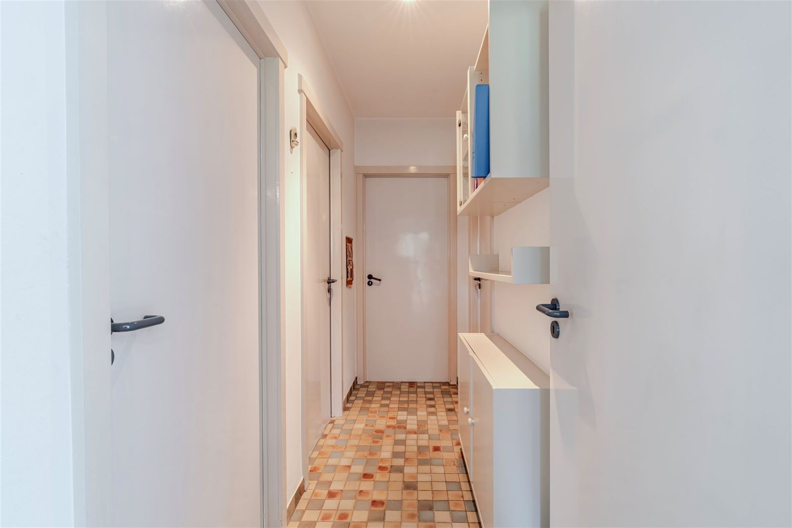 FOTO’S 12 : Woning te 1600 SINT-PIETERS-LEEUW (België) - Prijs € 450.000