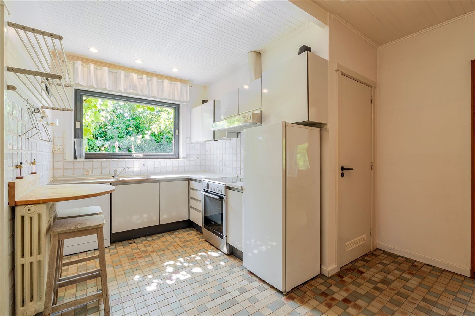 FOTO’S 11 : Woning te 1600 SINT-PIETERS-LEEUW (België) - Prijs € 450.000