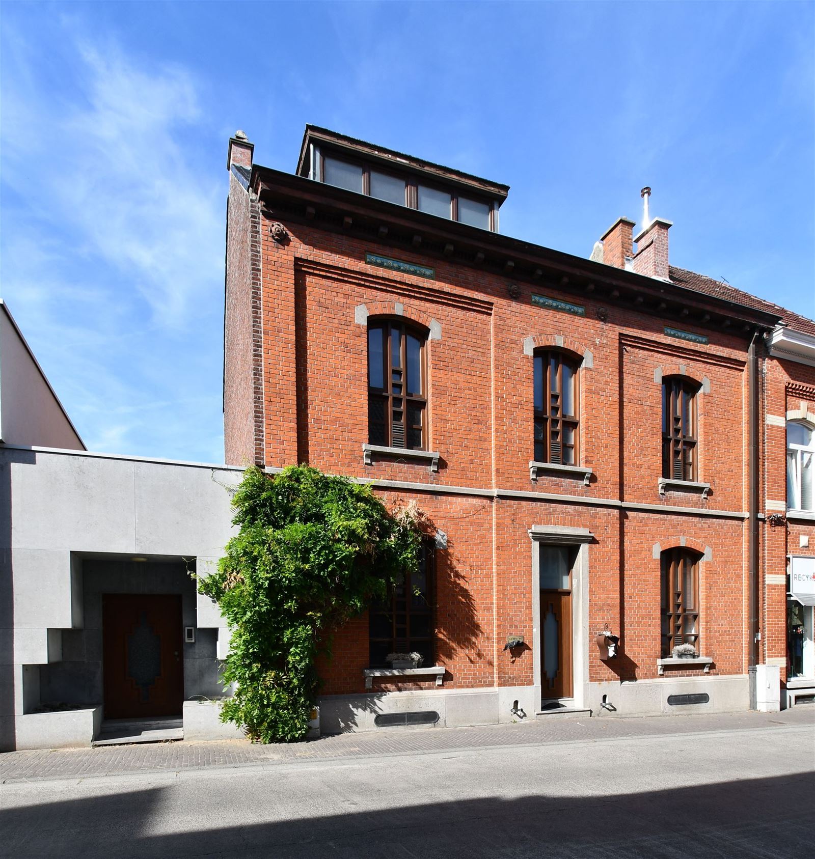 FOTO’S 1 : Herenhuis te 1750 SINT-KWINTENS-LENNIK (België) - Prijs € 495.000