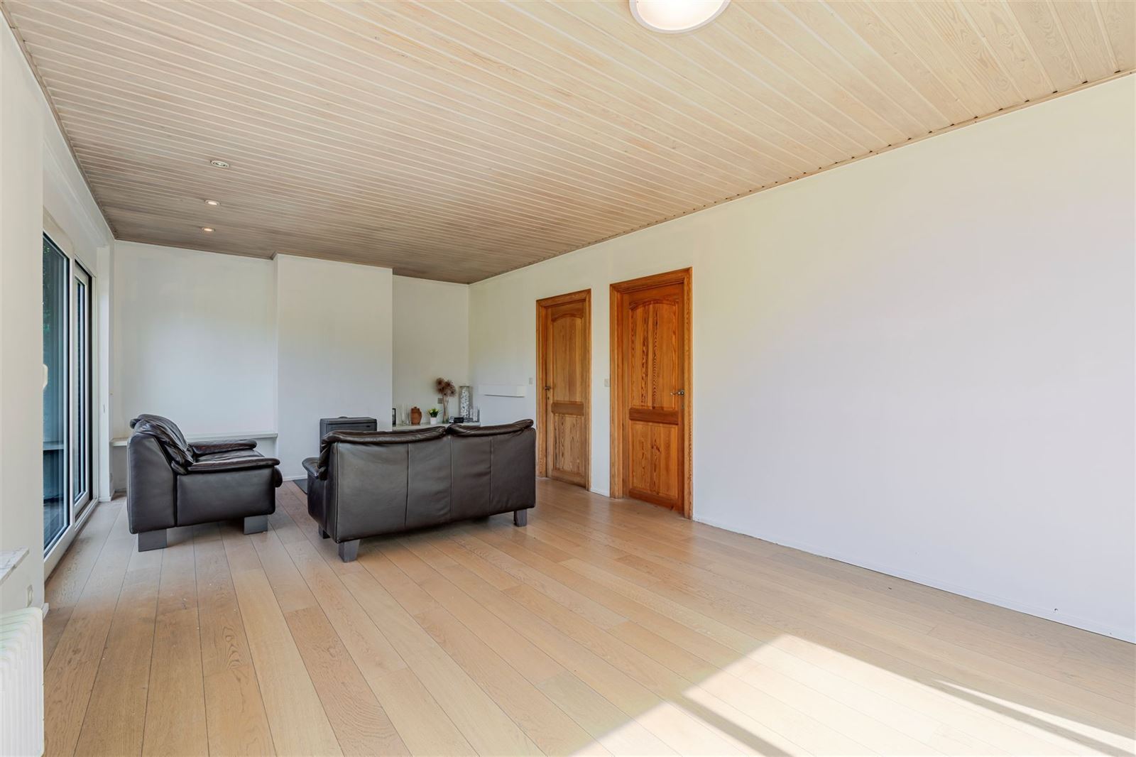 FOTO’S 8 : Woning te 1600 SINT-PIETERS-LEEUW (België) - Prijs € 450.000