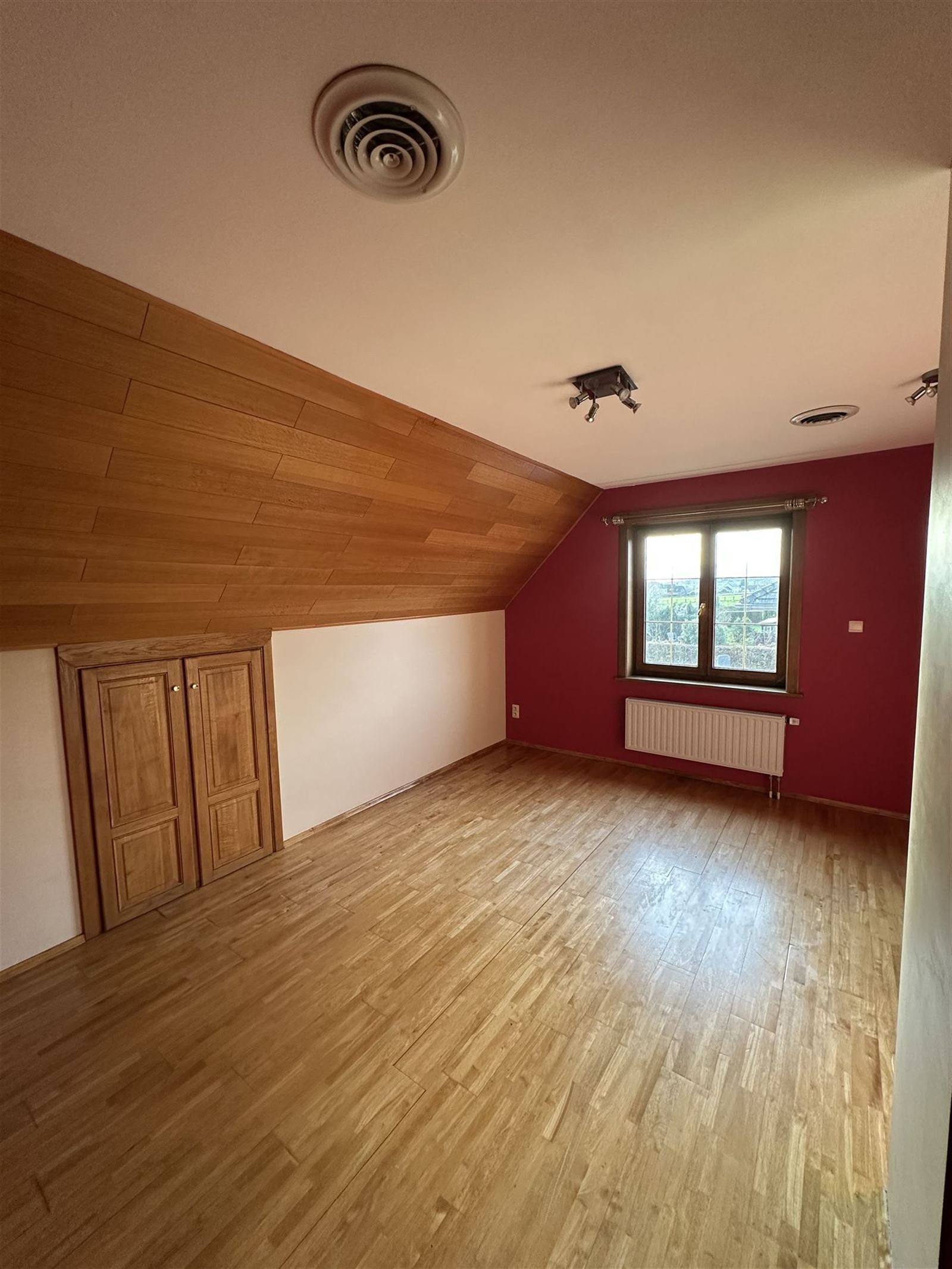 FOTO’S 22 : Villa te 1600 SINT-PIETERS-LEEUW (België) - Prijs € 1.550