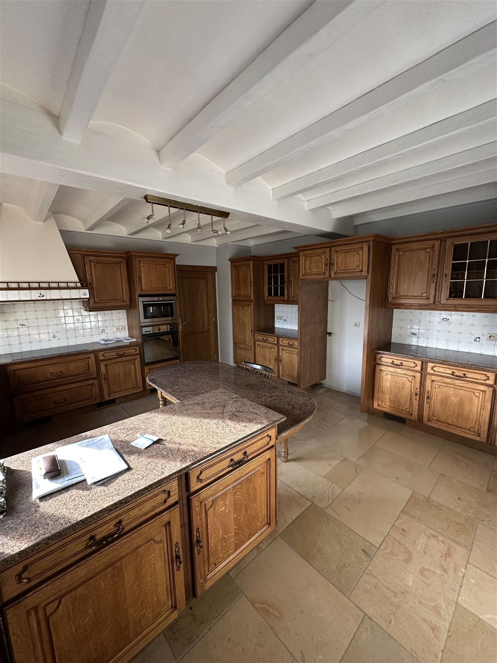 FOTO’S 12 : Villa te 1600 SINT-PIETERS-LEEUW (België) - Prijs € 1.550