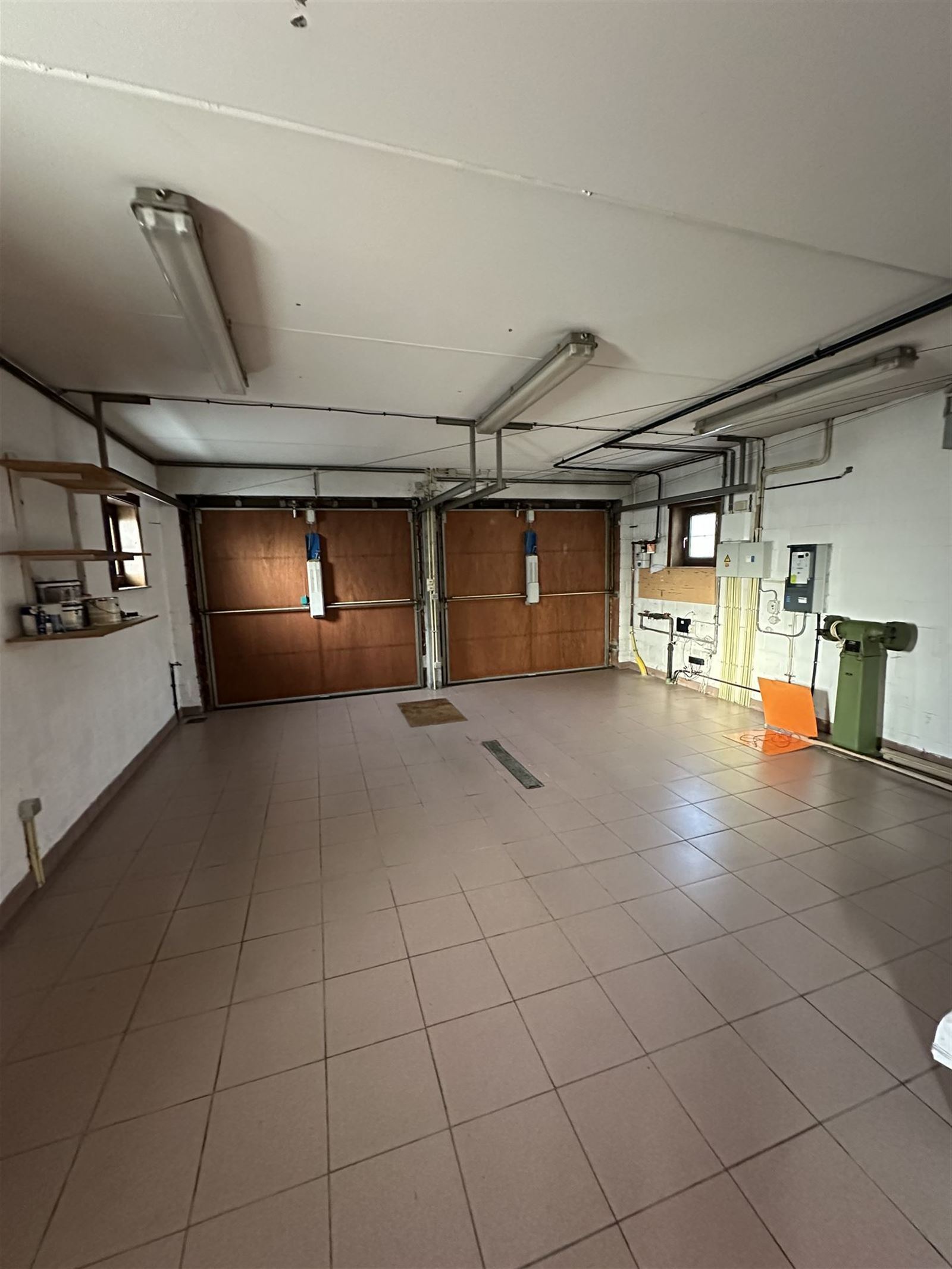 FOTO’S 15 : Villa te 1600 SINT-PIETERS-LEEUW (België) - Prijs € 1.550