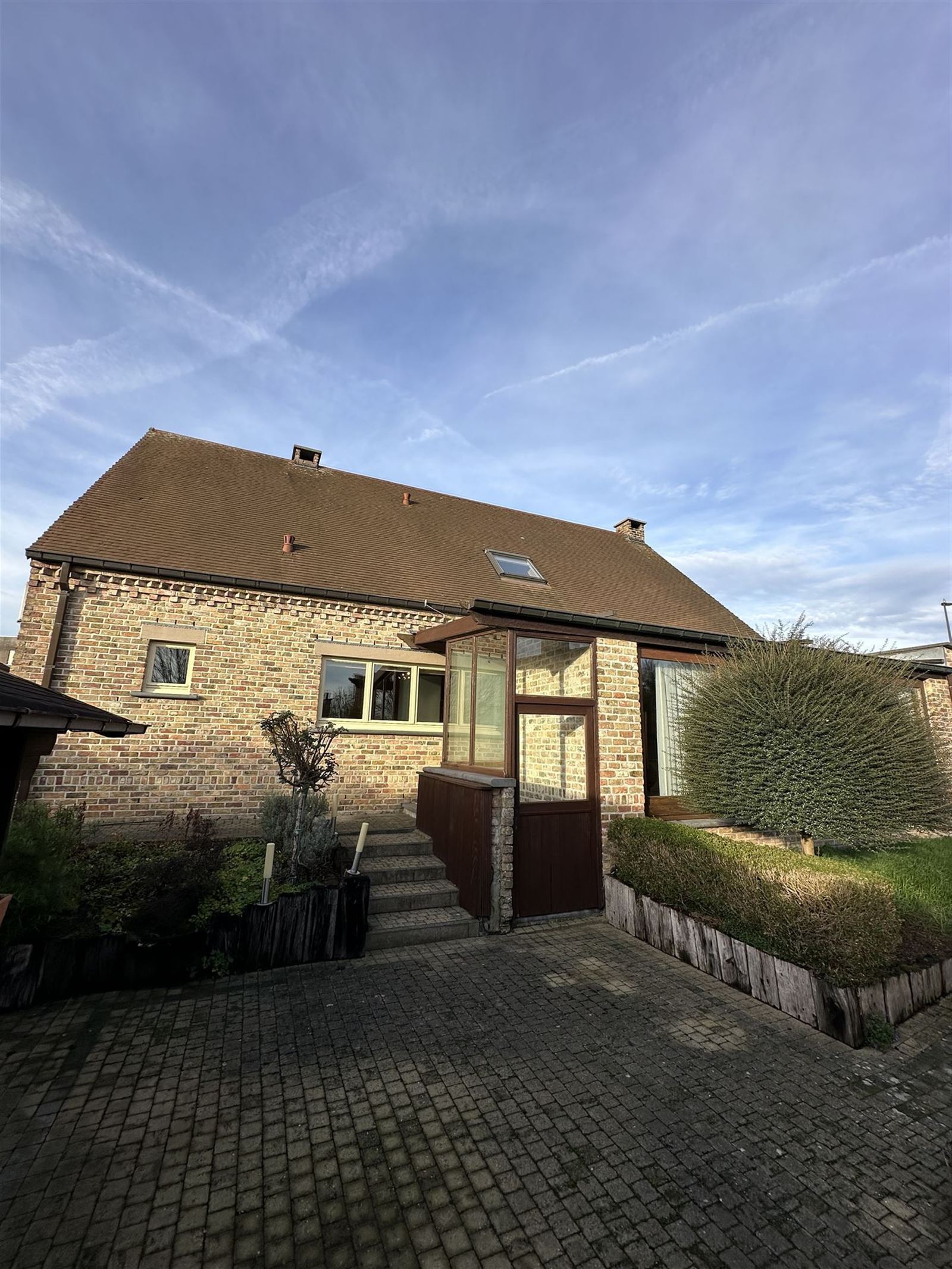 FOTO’S 18 : Villa te 1600 SINT-PIETERS-LEEUW (België) - Prijs € 1.550