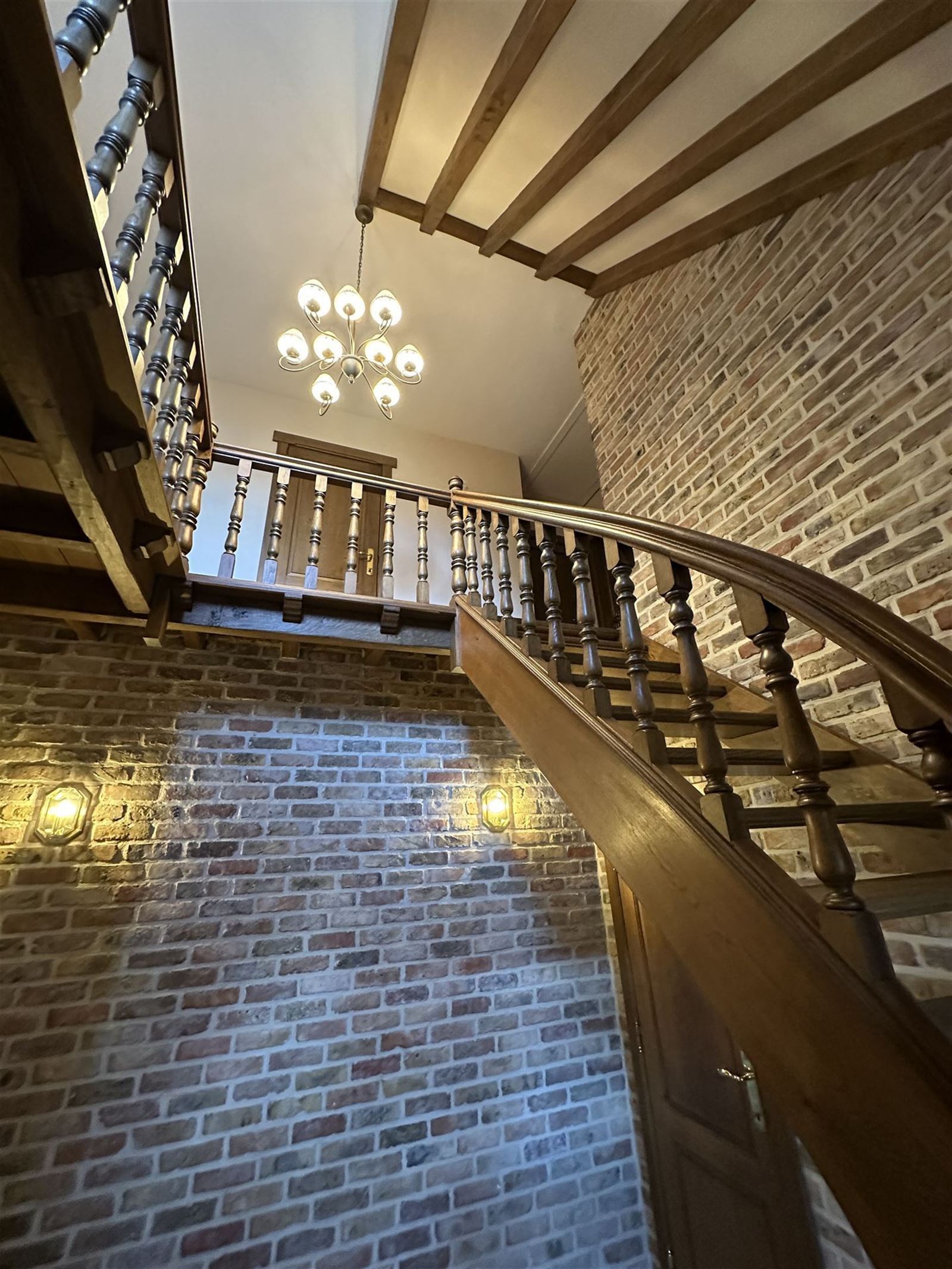 FOTO’S 11 : Villa te 1600 SINT-PIETERS-LEEUW (België) - Prijs € 1.550