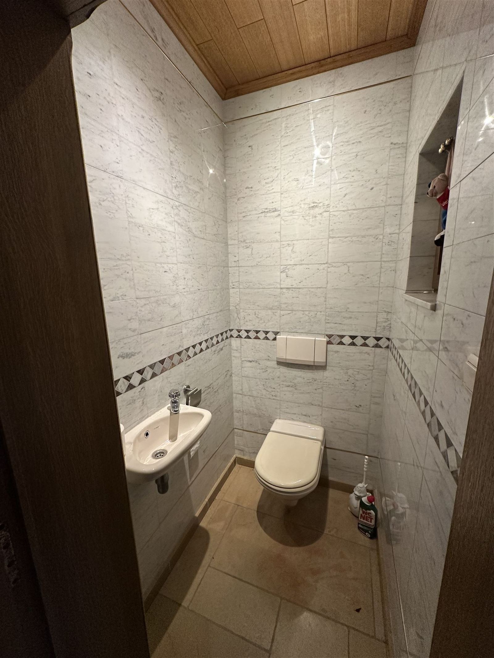 FOTO’S 19 : Villa te 1600 SINT-PIETERS-LEEUW (België) - Prijs € 1.550