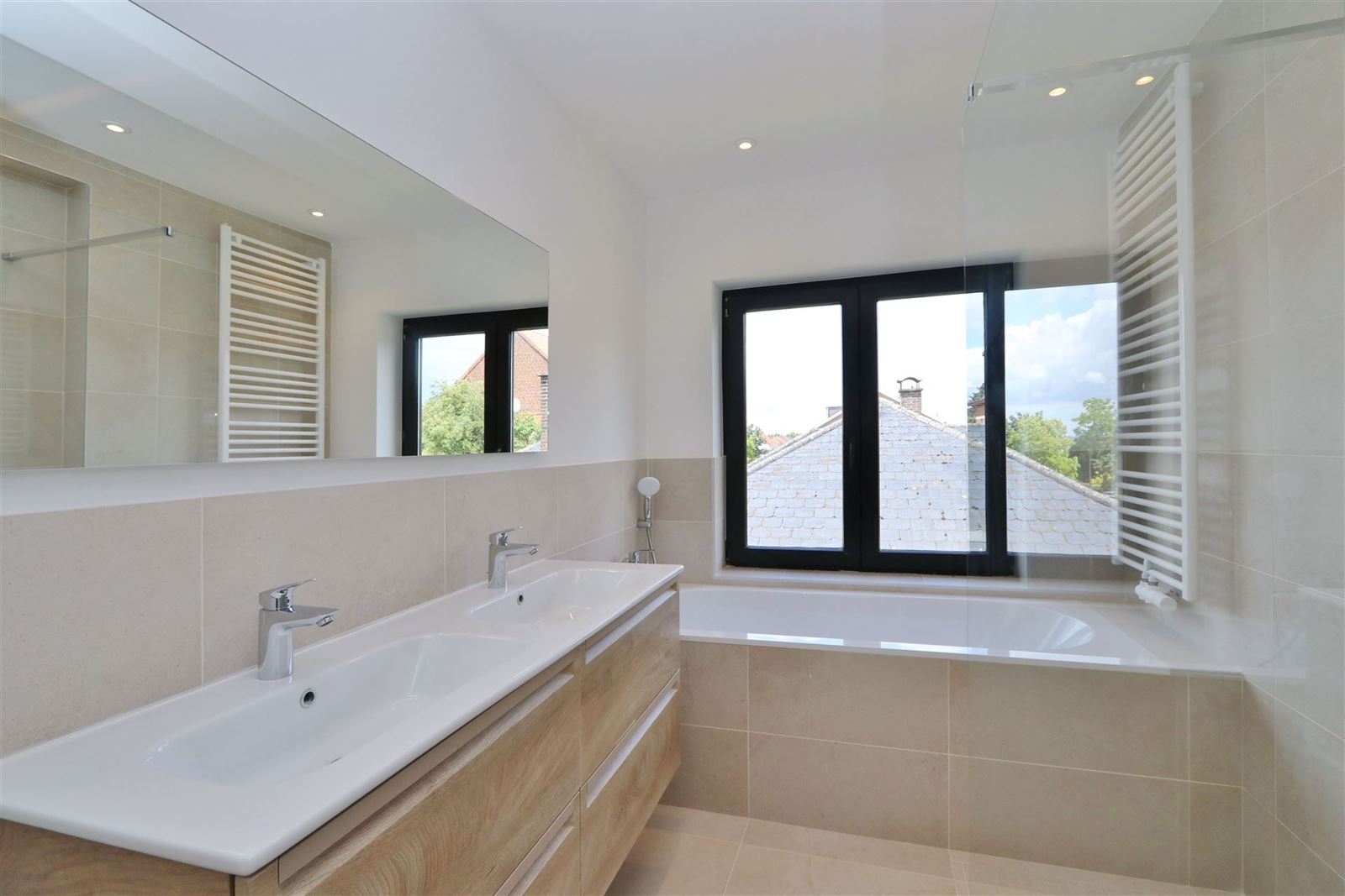 FOTO’S 9 : Woning te 1650 BEERSEL (België) - Prijs € 1.850