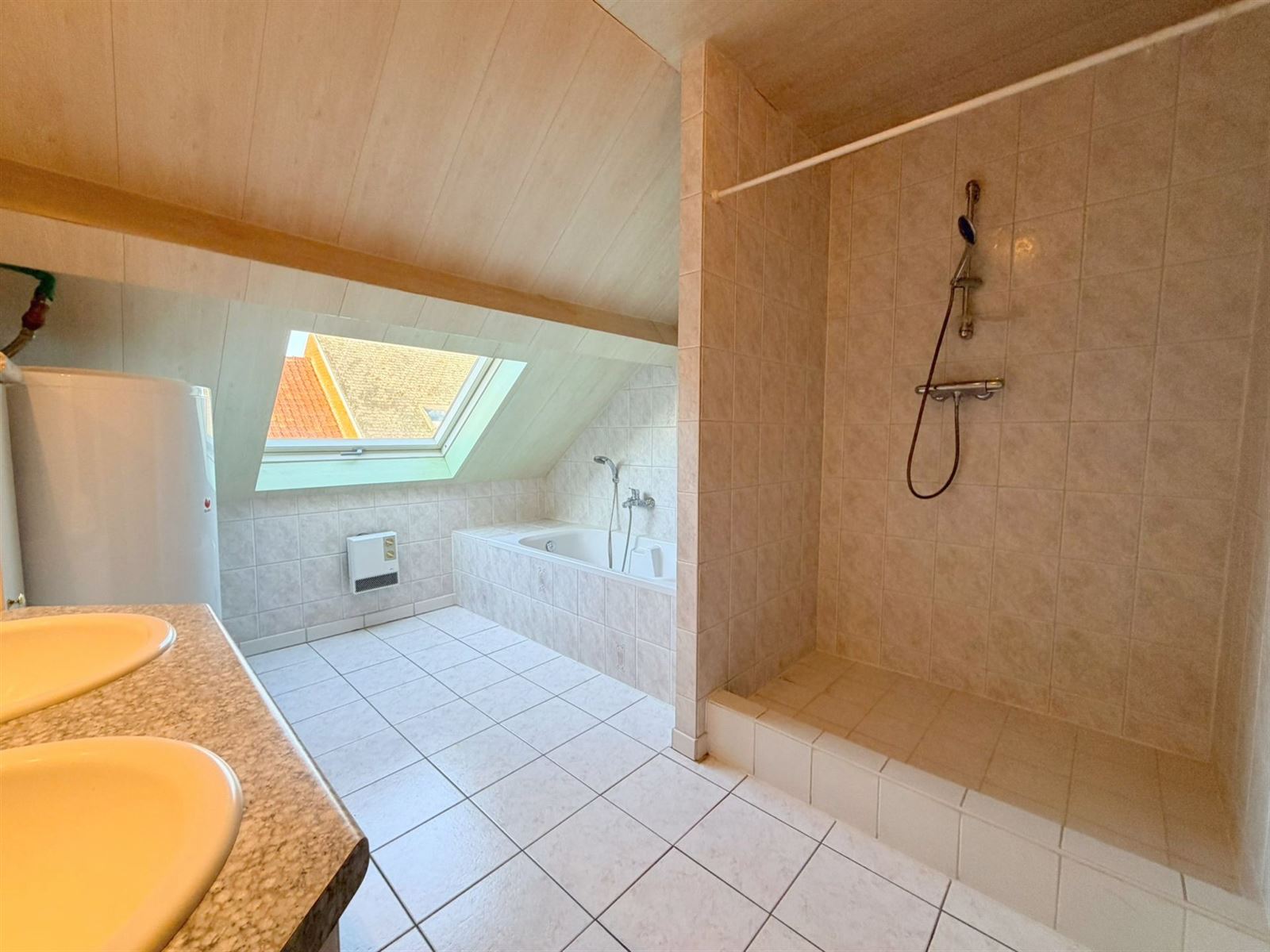 FOTO’S 9 : Appartement te 1750 SINT-KWINTENS-LENNIK (België) - Prijs &euro;&nbsp;1.150