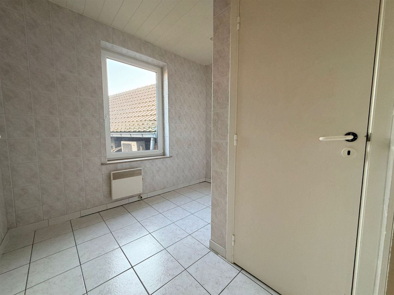 FOTO’S 7 : Appartement te 1750 SINT-KWINTENS-LENNIK (België) - Prijs &euro;&nbsp;1.150