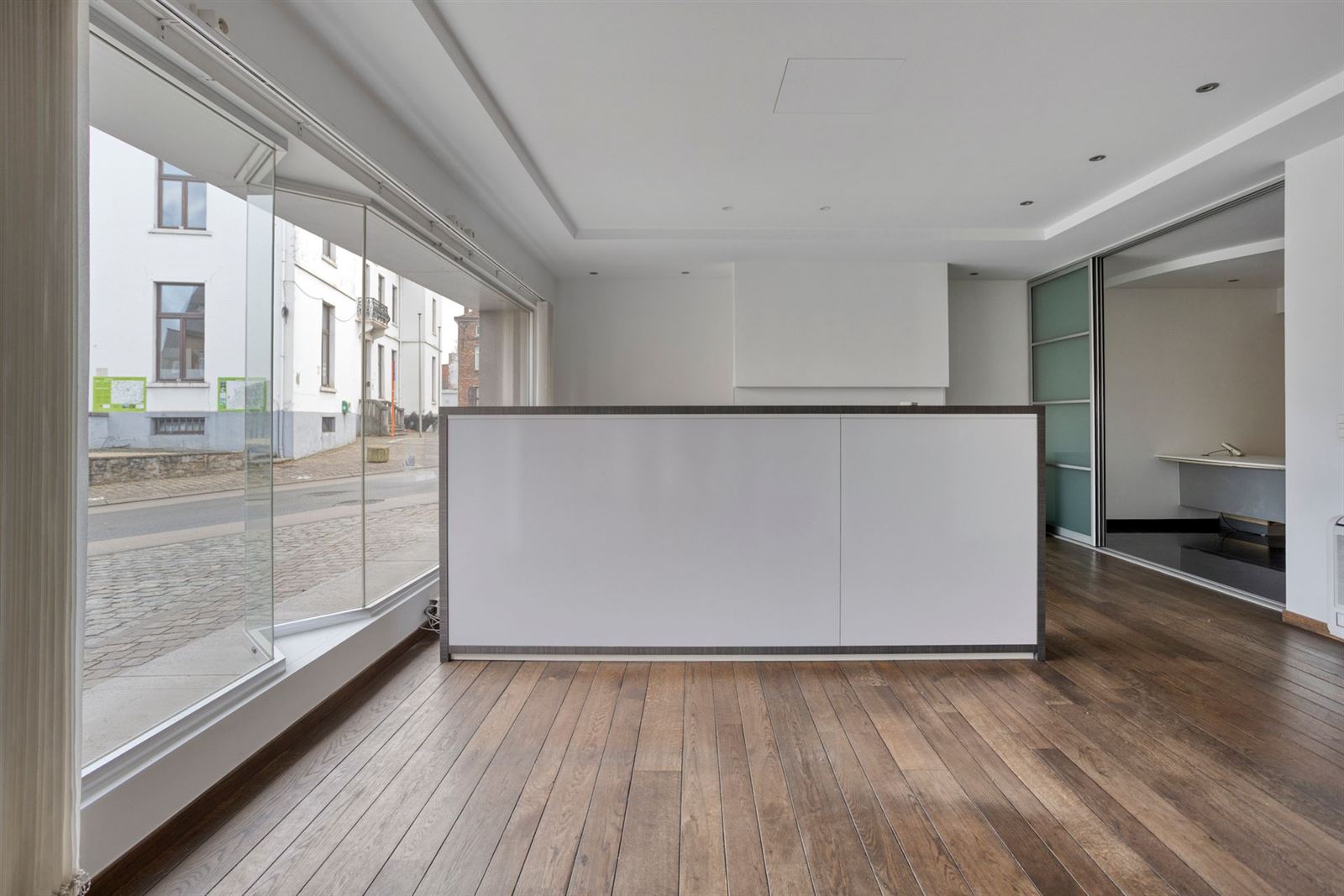 PHOTOS 7 : Bureaux à 1600 SINT-PIETERS-LEEUW (Belgique) - Prix 298.000 &euro;