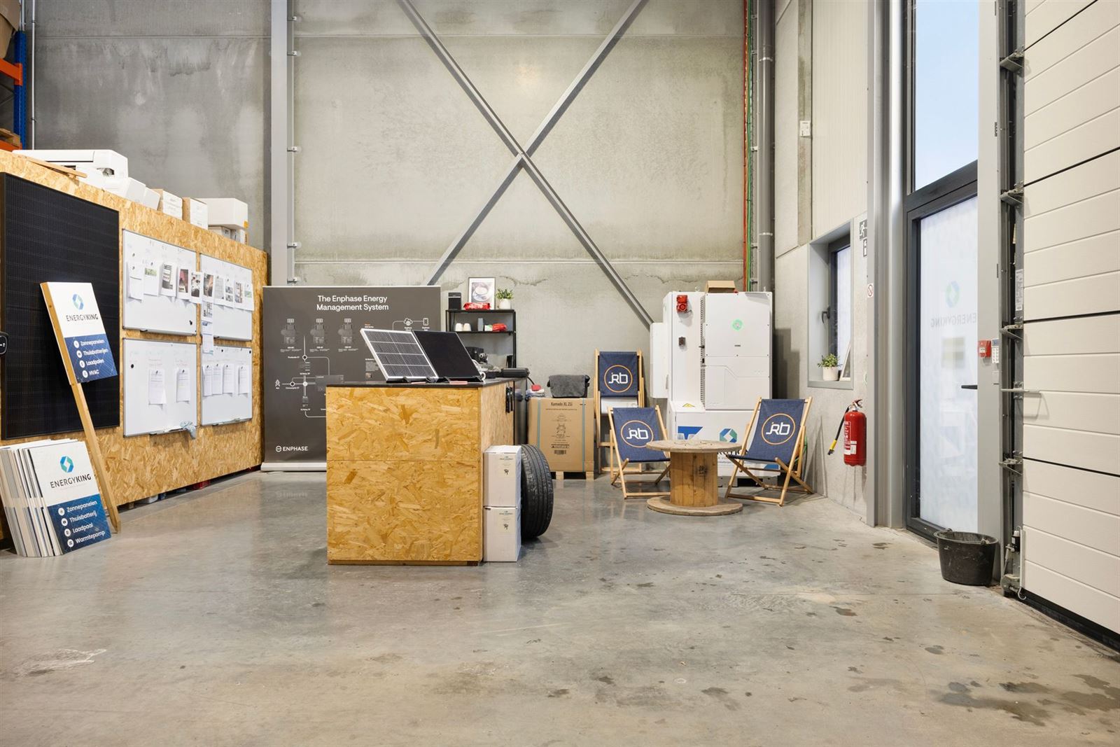 FOTO’S 3 : Bedrijfsgebouw te 9400 NINOVE (België) - Prijs &euro;&nbsp;575.000