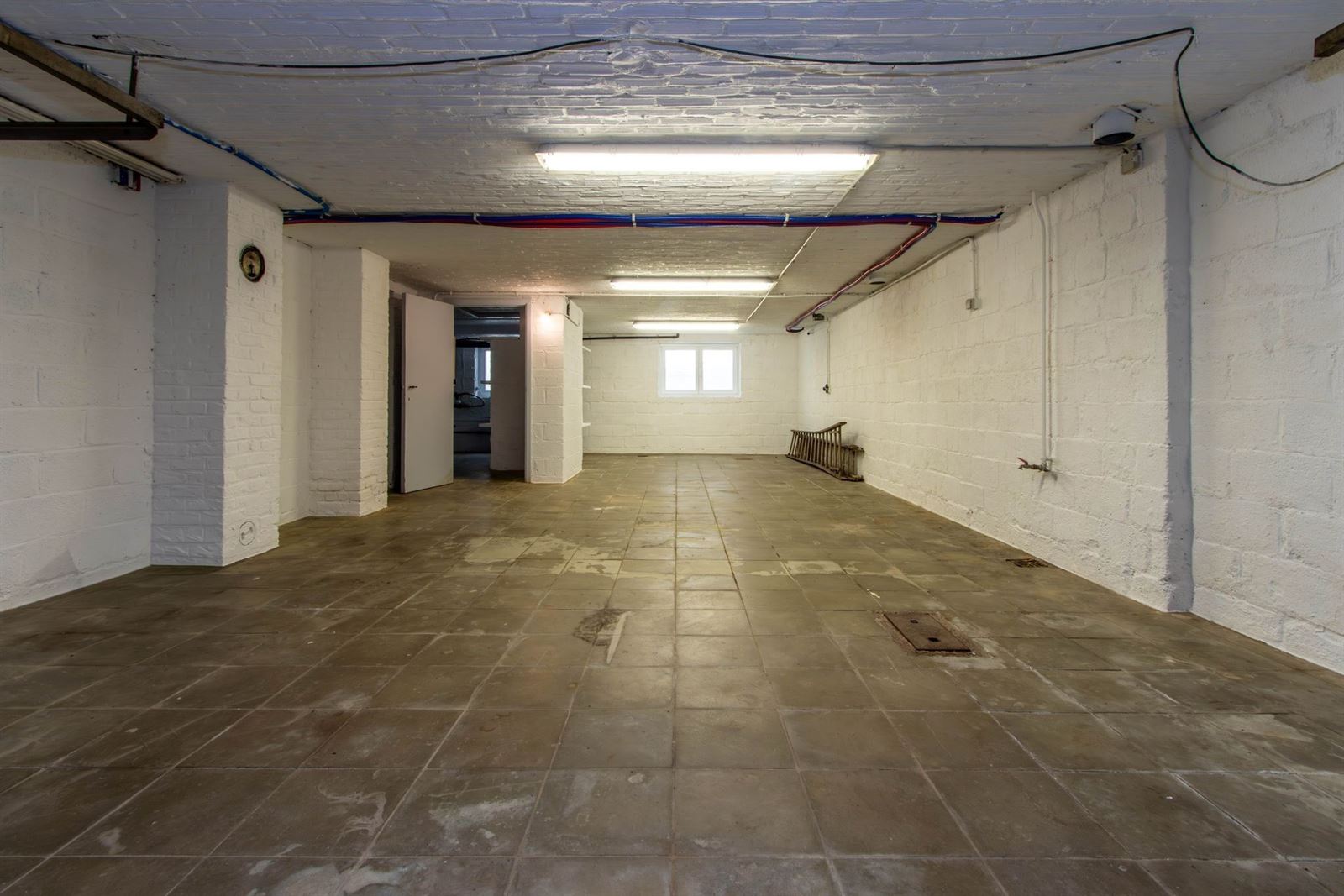 PHOTOS 23 : Maison à 1653 Dworp (Belgique) - Prix 1.750 &euro;
