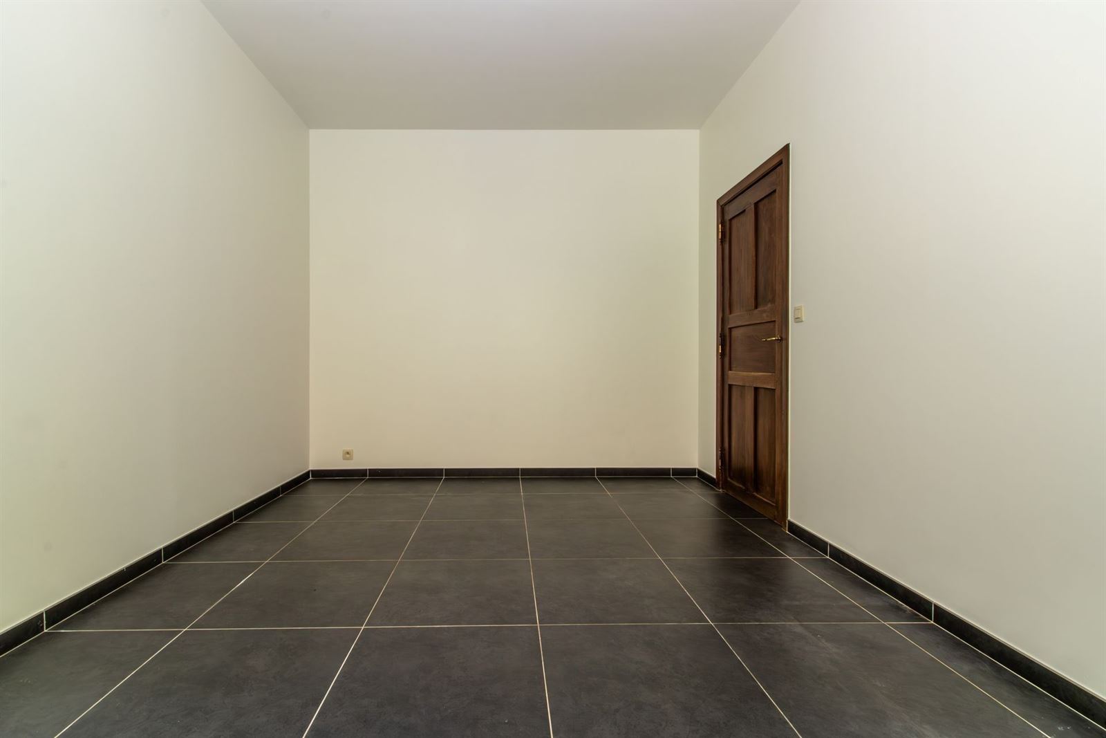 PHOTOS 16 : Maison à 1653 Dworp (Belgique) - Prix 1.750 &euro;