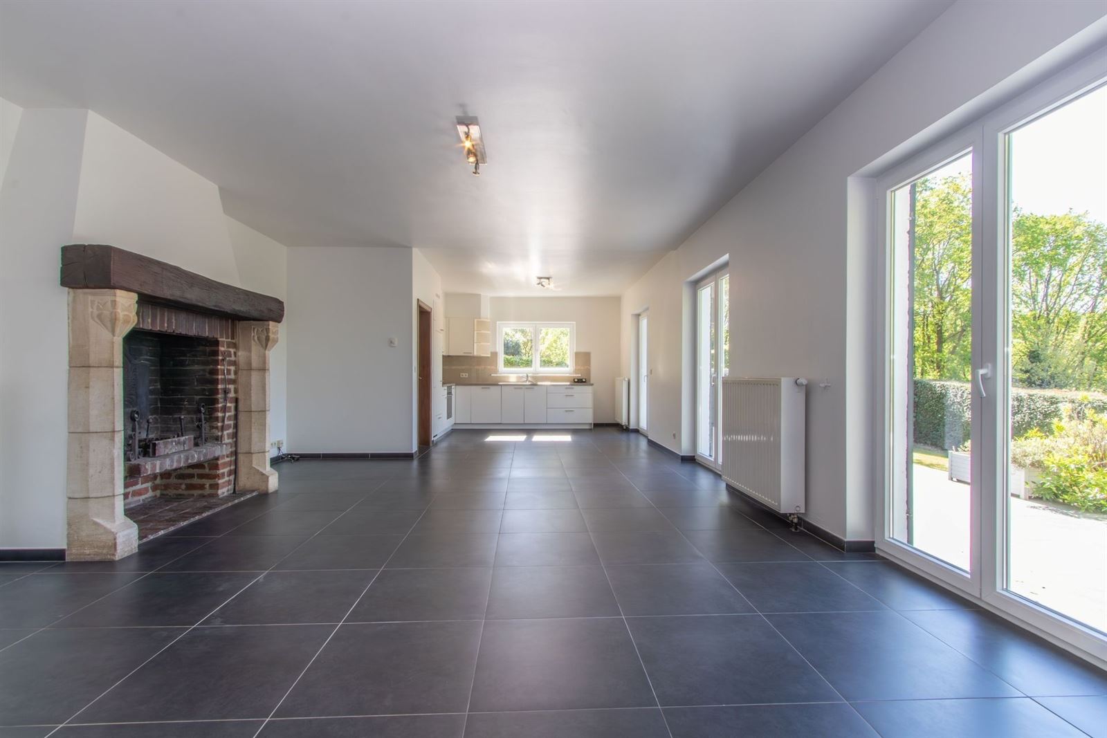 PHOTOS 7 : Maison à 1653 Dworp (Belgique) - Prix 1.750 &euro;