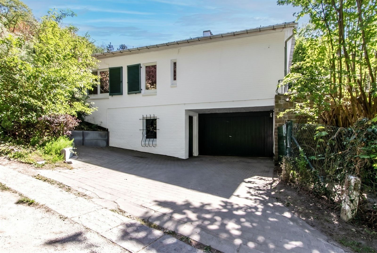 PHOTOS 1 : Maison à 1653 Dworp (Belgique) - Prix 1.750 &euro;