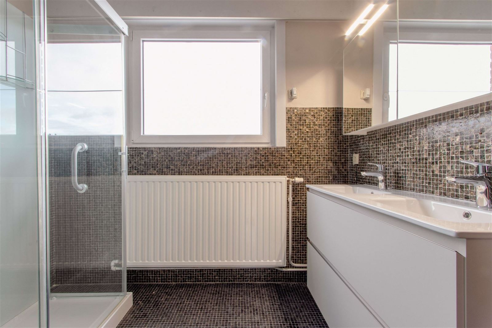 FOTO’S 12 : Bel etage te 1620 DROGENBOS (België) - Prijs &euro;&nbsp;1.650