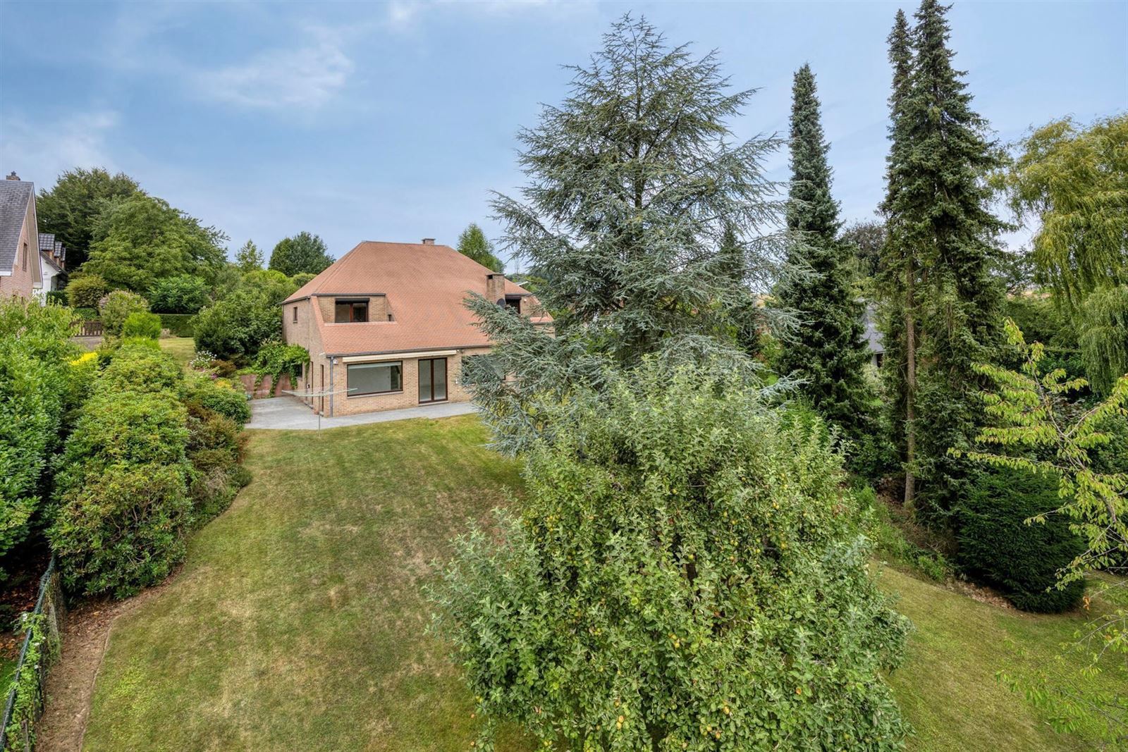 FOTO’S 28 : Woning te 1640 SINT-GENESIUS-RODE (België) - Prijs &euro;&nbsp;749.000