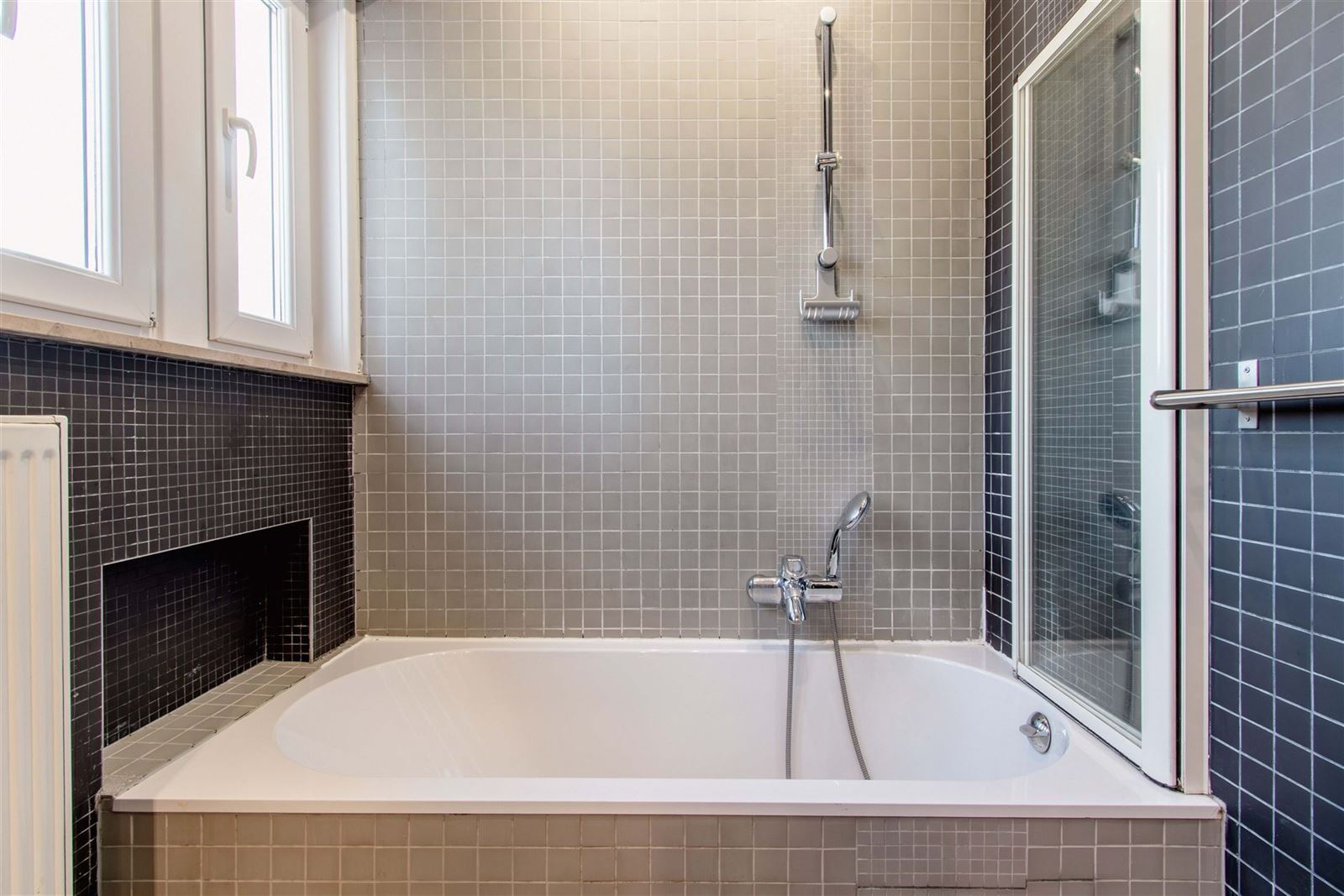 FOTO’S 13 : Woning te 1640 SINT-GENESIUS-RODE (België) - Prijs &euro;&nbsp;1.550