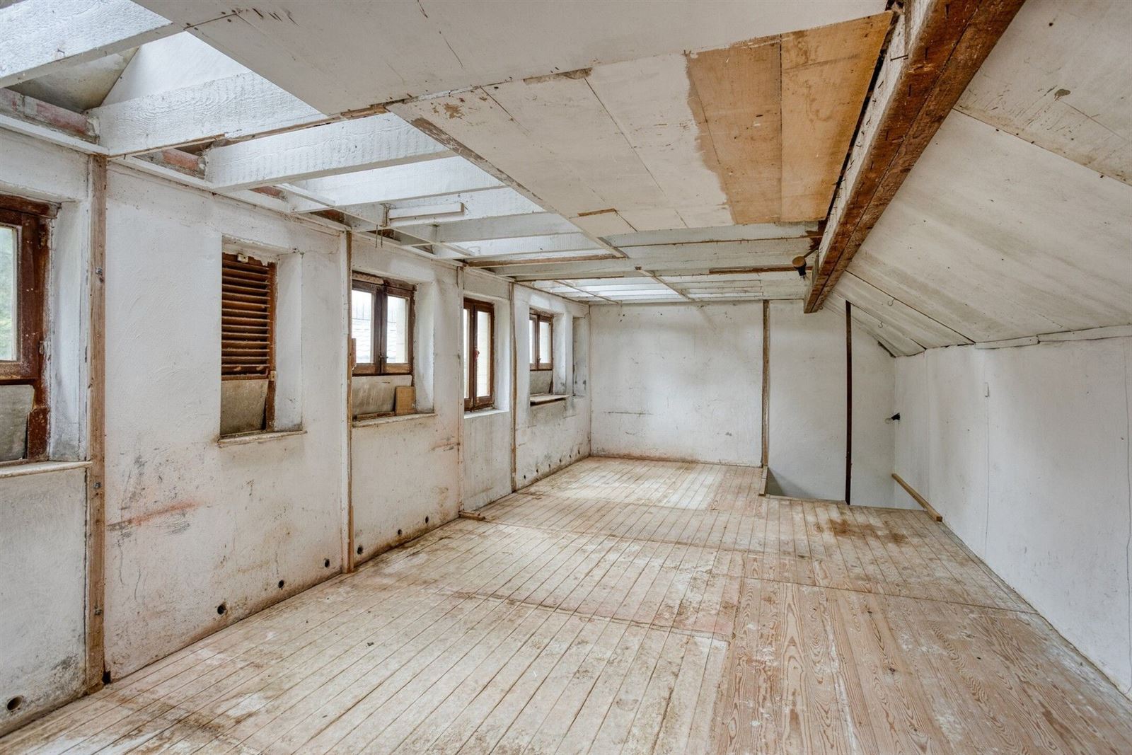 FOTO’S 36 : Woning te 1640 SINT-GENESIUS-RODE (België) - Prijs &euro;&nbsp;625.000