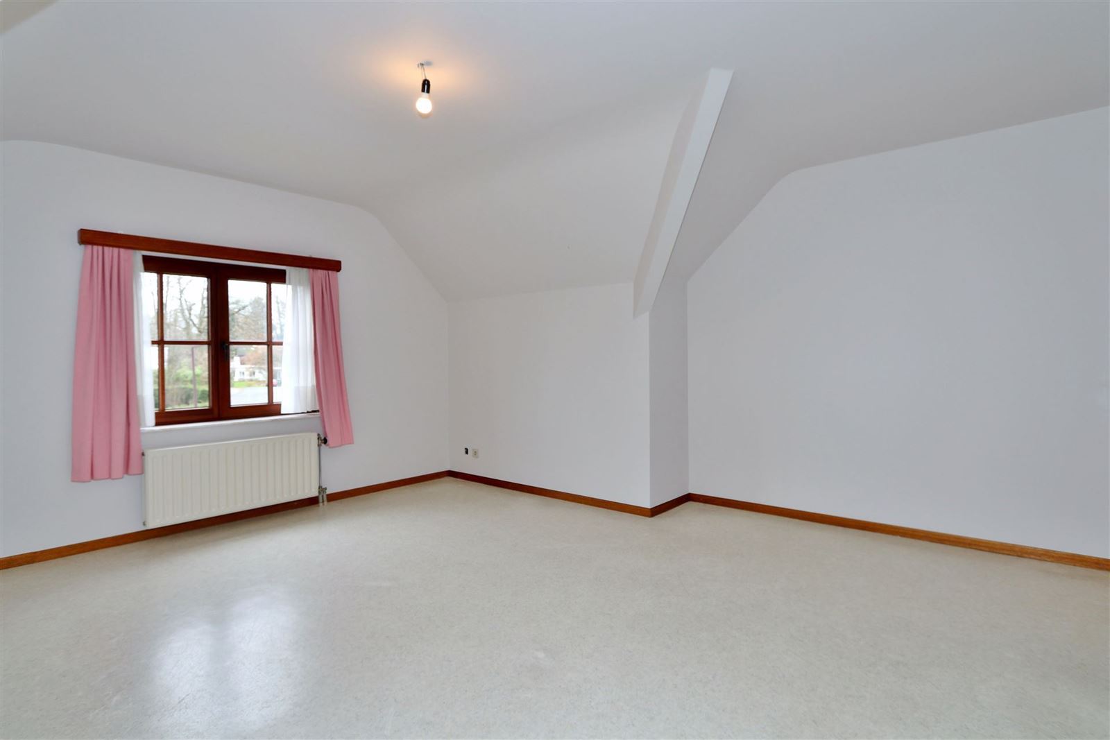FOTO’S 11 : Woning te 1652 ALSEMBERG (België) - Prijs &euro;&nbsp;1.800