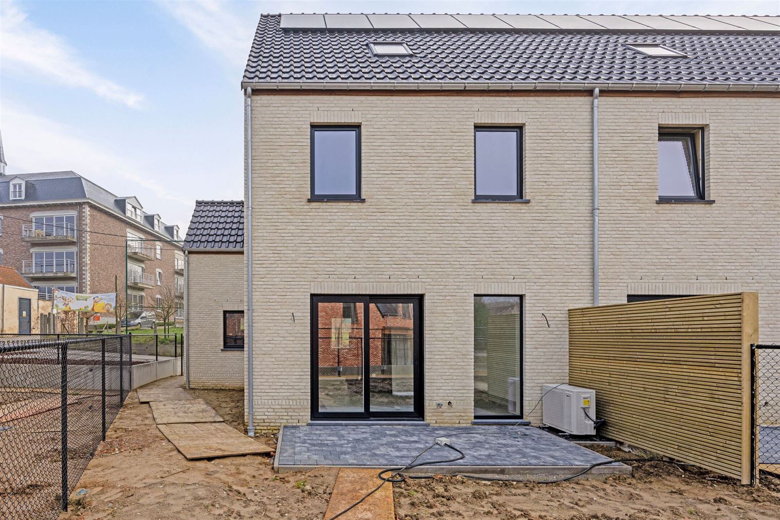 FOTO’S 17 : Woning te 1755 PAJOTTEGEM (België) - Prijs &euro;&nbsp;1.500