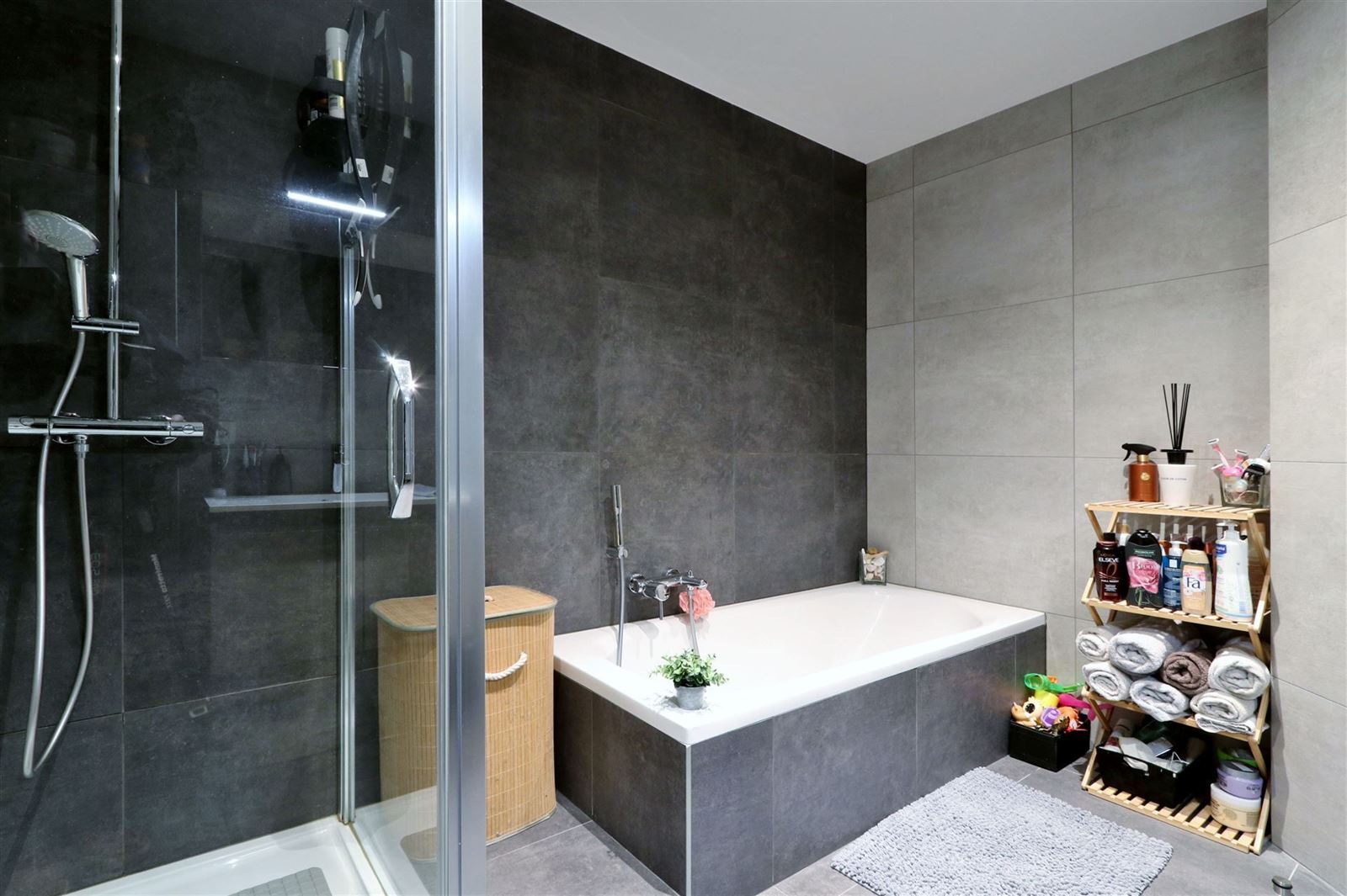 FOTO’S 11 : Woning te 1670 BOGAARDEN (België) - Prijs &euro;&nbsp;1.450