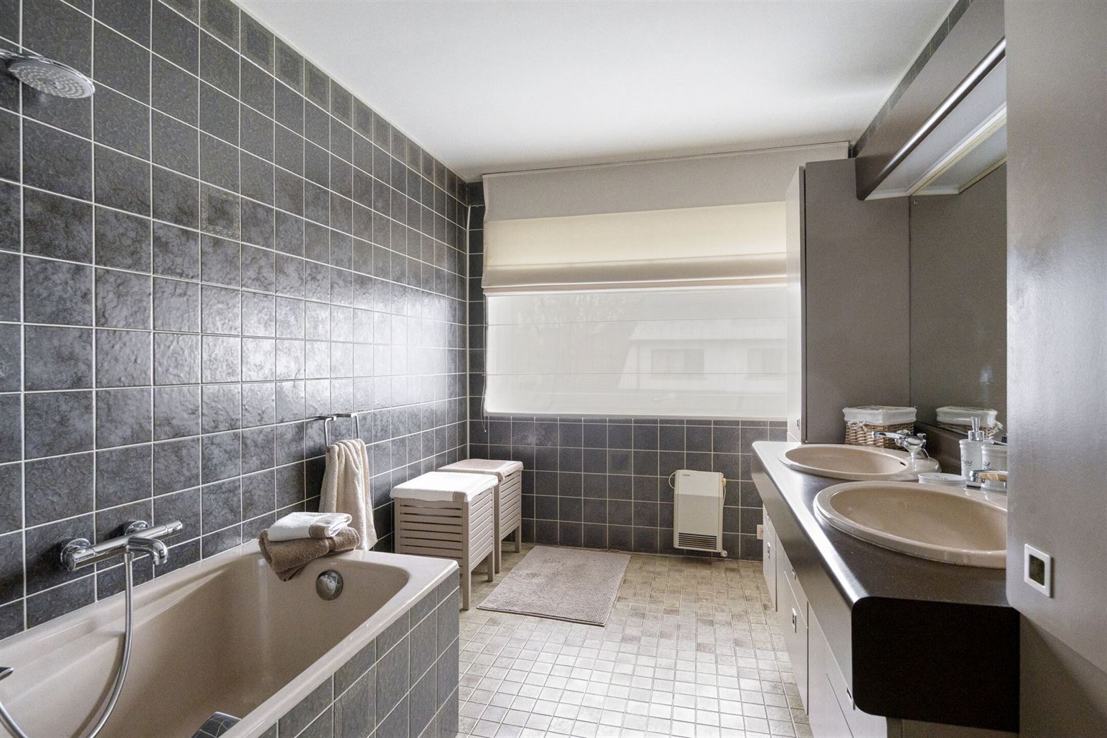 FOTO’S 14 : Woning te 1600 SINT-PIETERS-LEEUW (België) - Prijs &euro;&nbsp;499.000