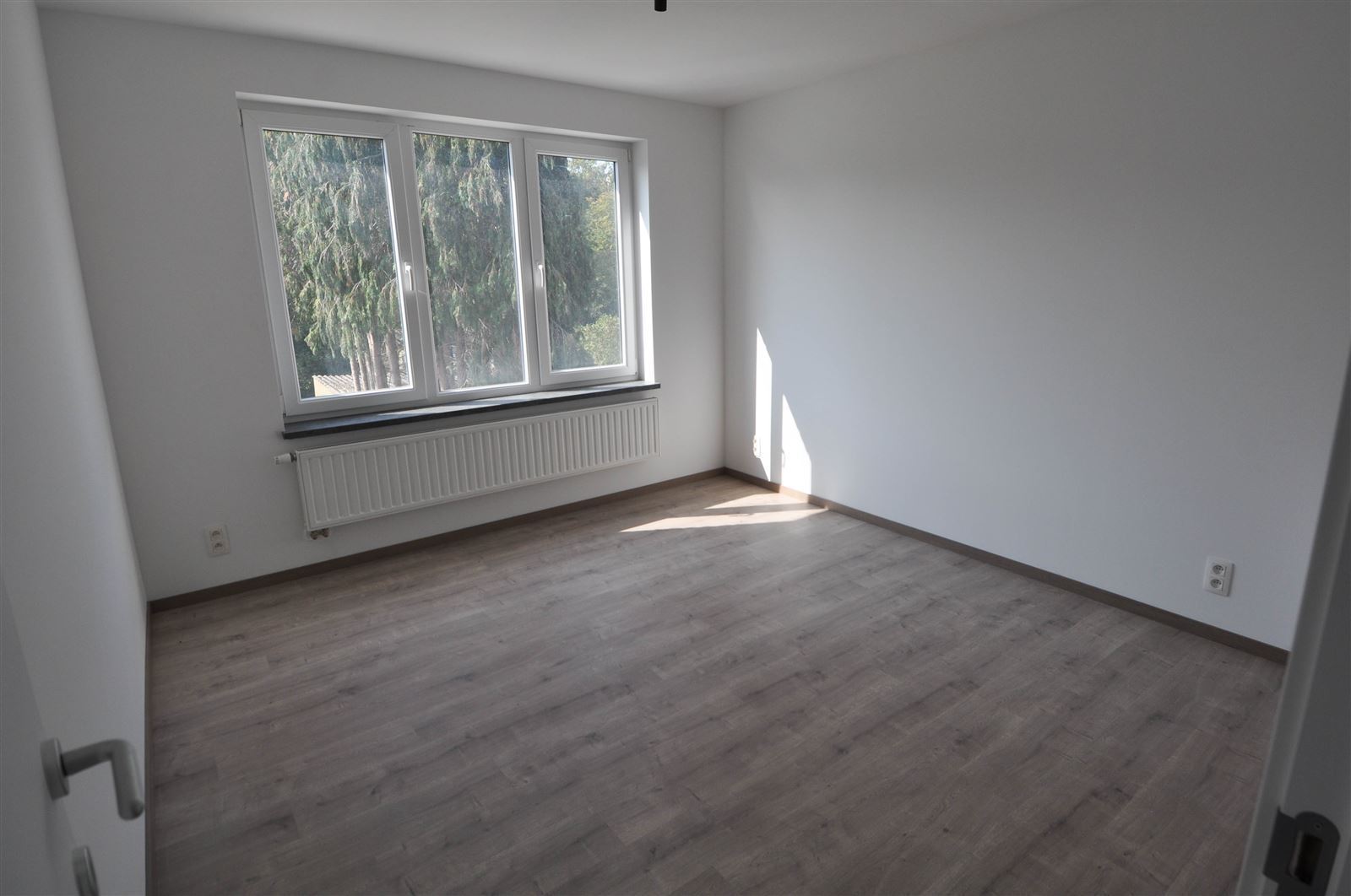 FOTO’S 8 : Appartement te 1500 HALLE (België) - Prijs &euro;&nbsp;1.000