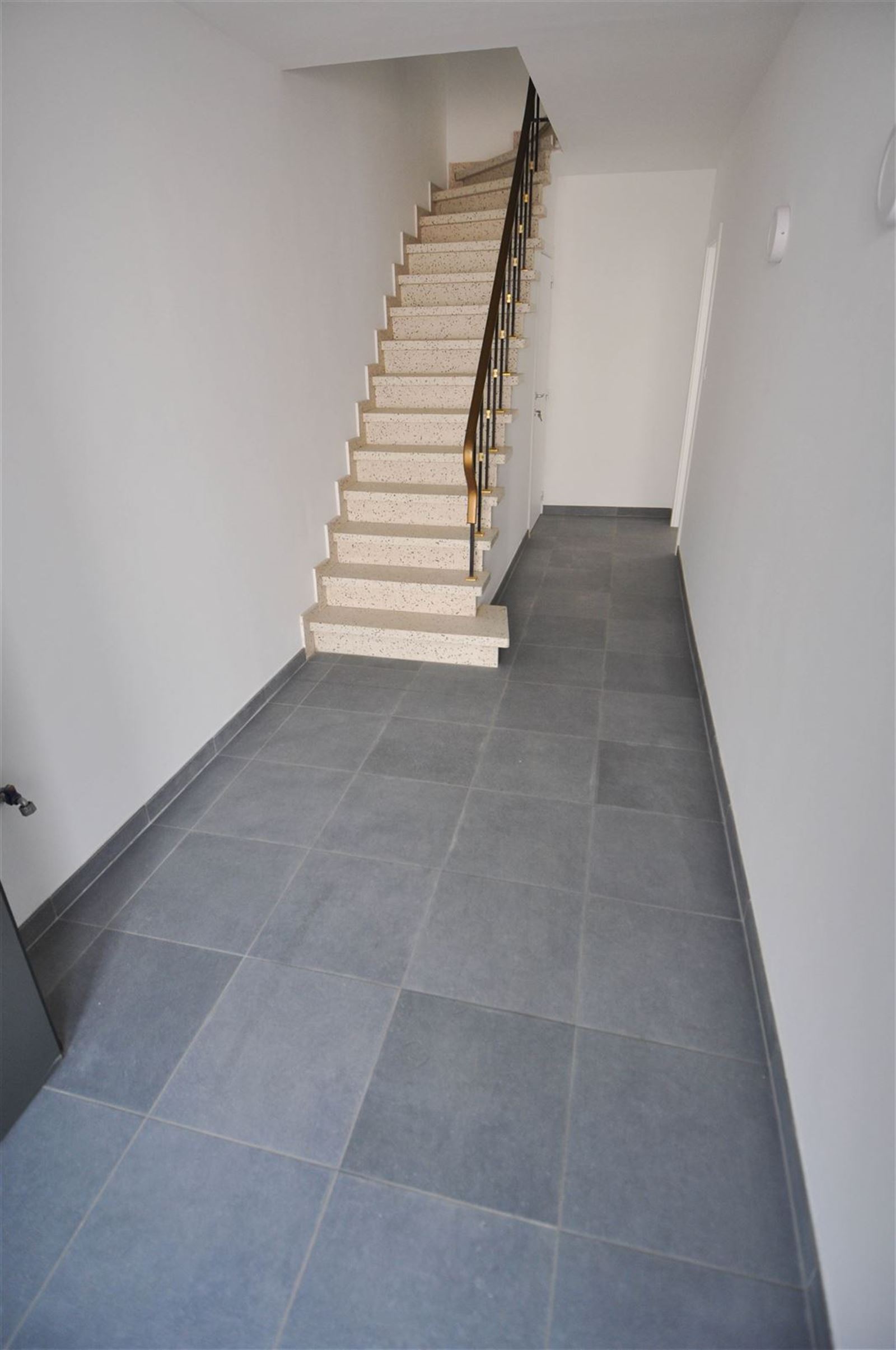 FOTO’S 12 : Appartement te 1500 HALLE (België) - Prijs &euro;&nbsp;1.000