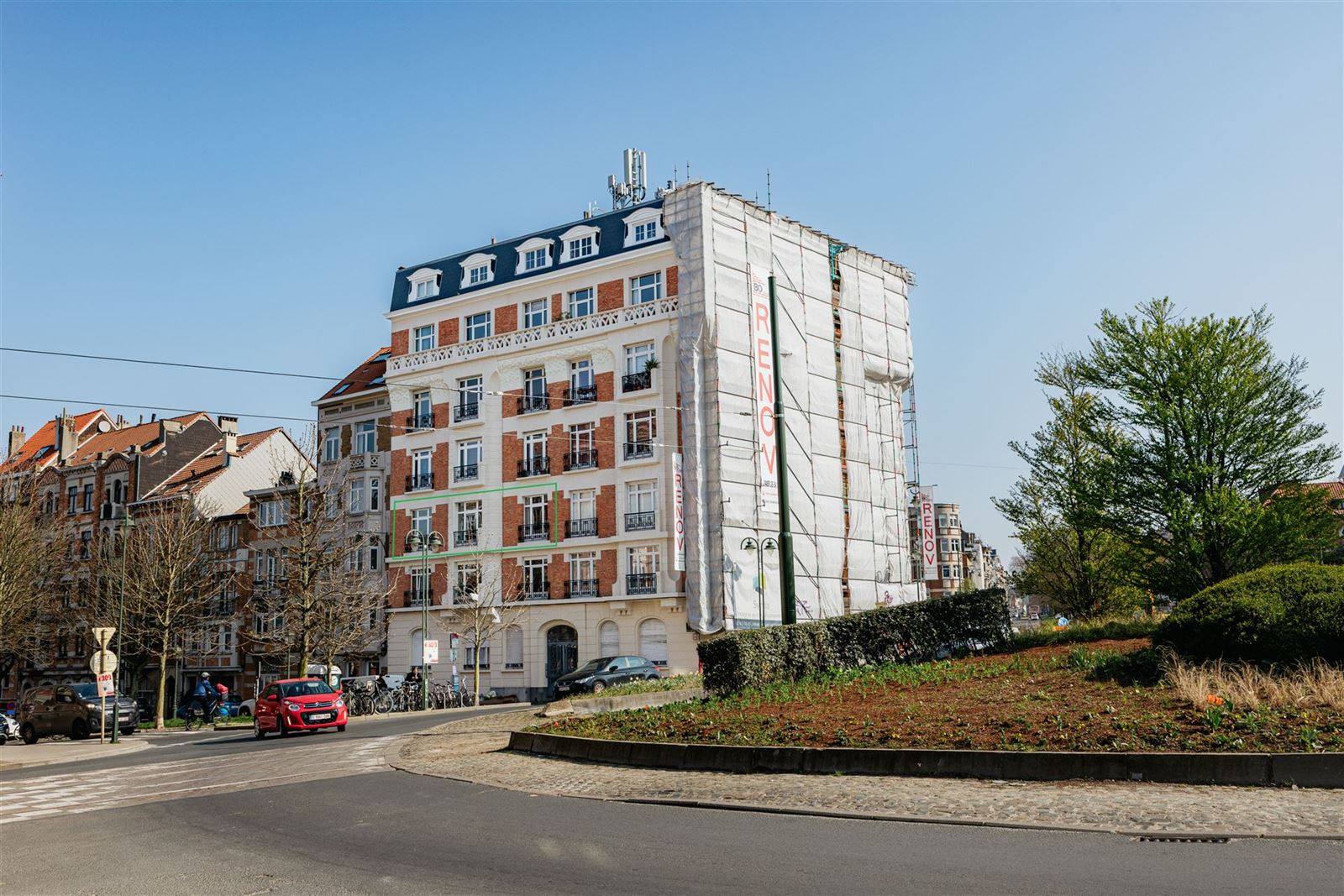 FOTO’S 1 : Appartement te 1190 VORST (België) - Prijs &euro;&nbsp;385.000