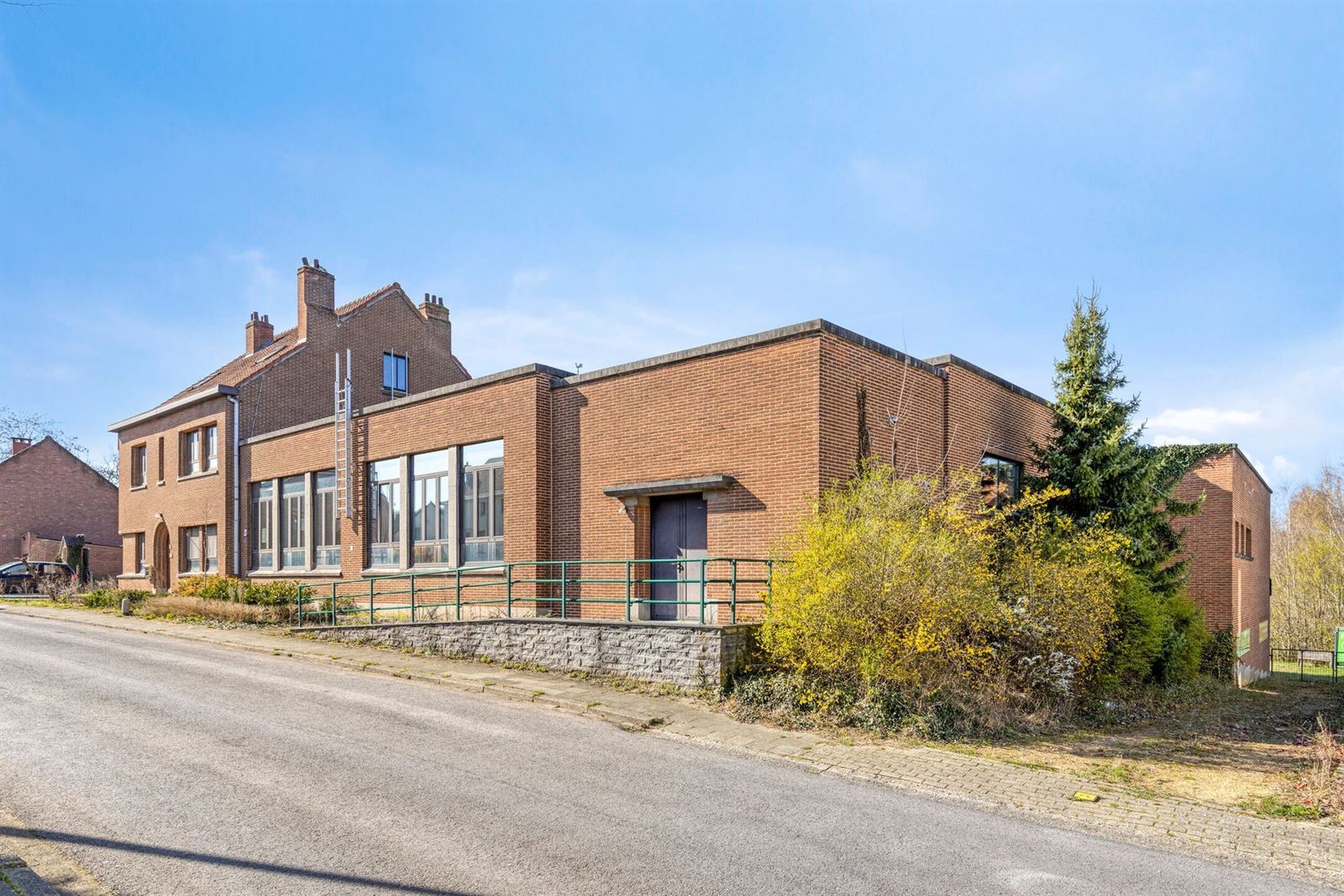 FOTO’S 2 : Gemengd gebouw te 1640 SINT-GENESIUS-RODE (België) - Prijs &euro;&nbsp;893.450