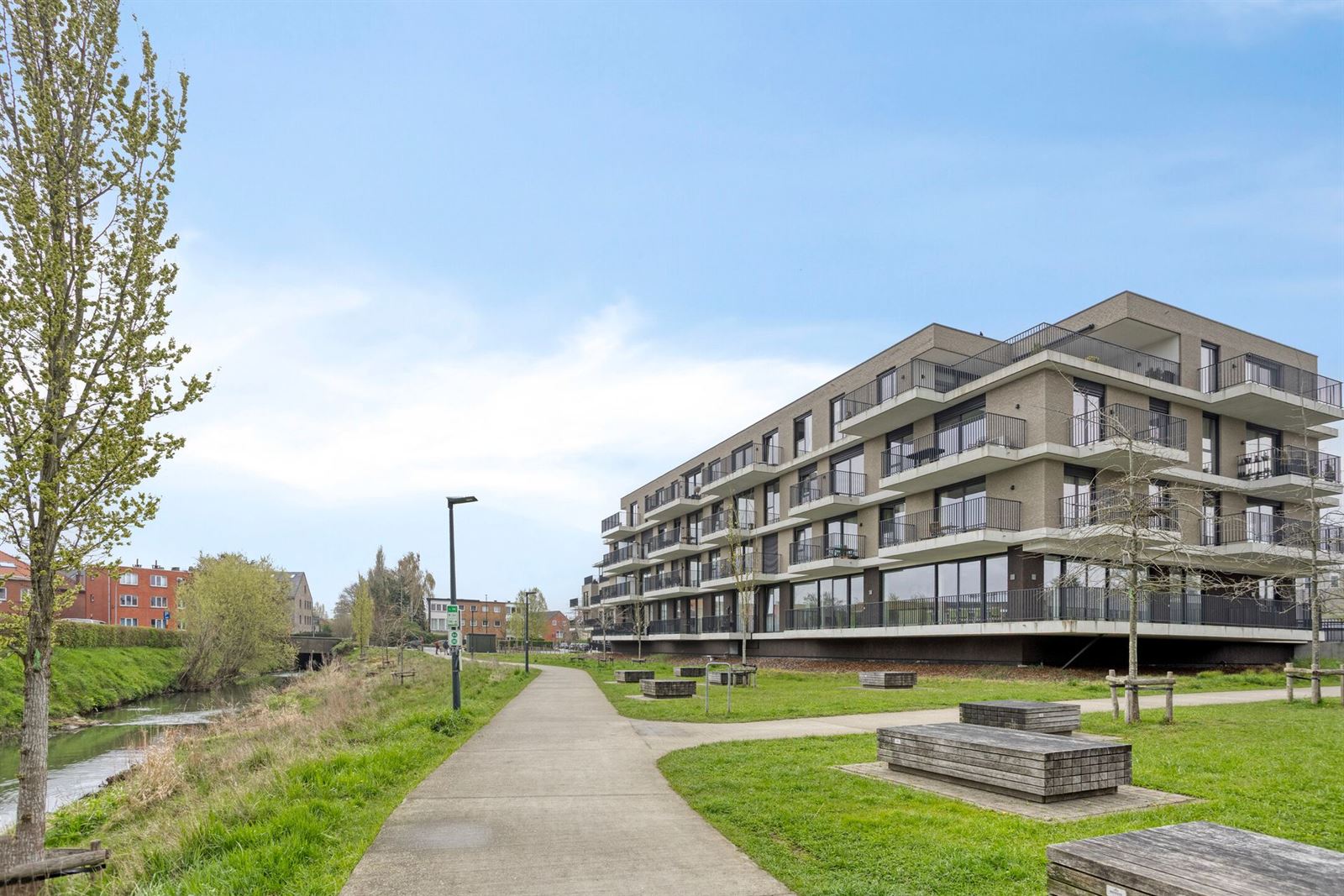 FOTO’S 2 : Appartement te 1600 SINT-PIETERS-LEEUW (België) - Prijs &euro;&nbsp;349.000