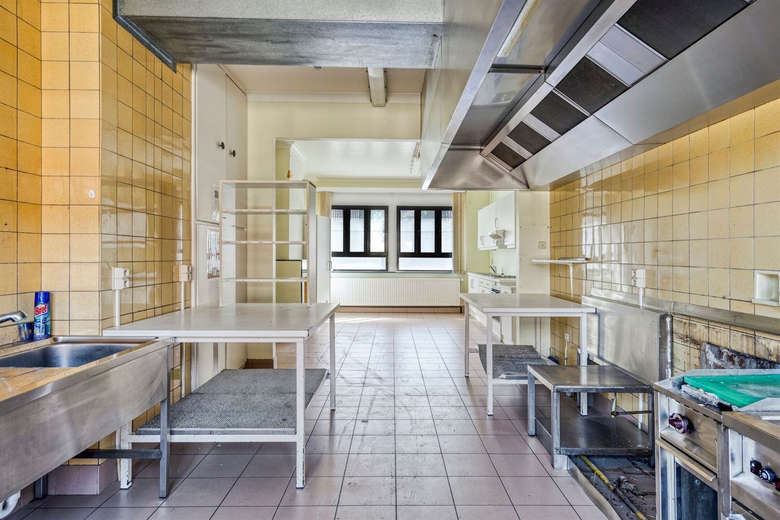 FOTO’S 7 : Gemengd gebouw te 1640 SINT-GENESIUS-RODE (België) - Prijs &euro;&nbsp;893.450