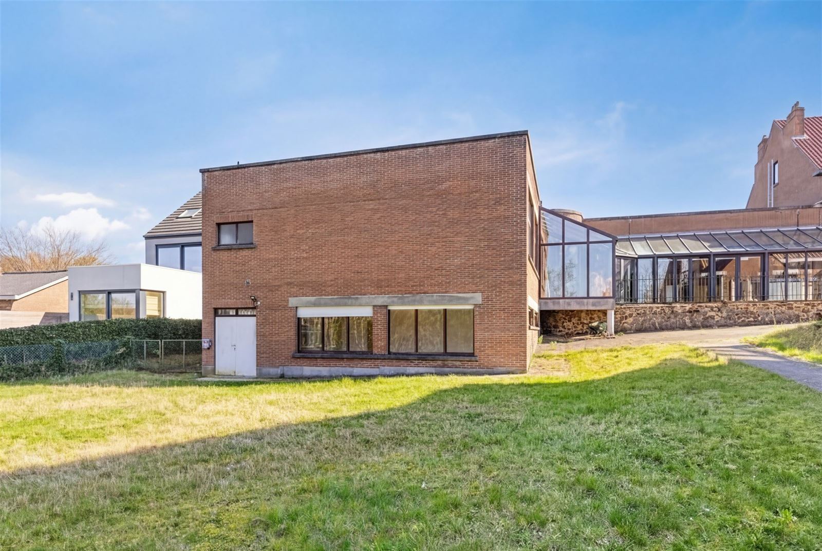 FOTO’S 28 : Gemengd gebouw te 1640 SINT-GENESIUS-RODE (België) - Prijs &euro;&nbsp;893.450