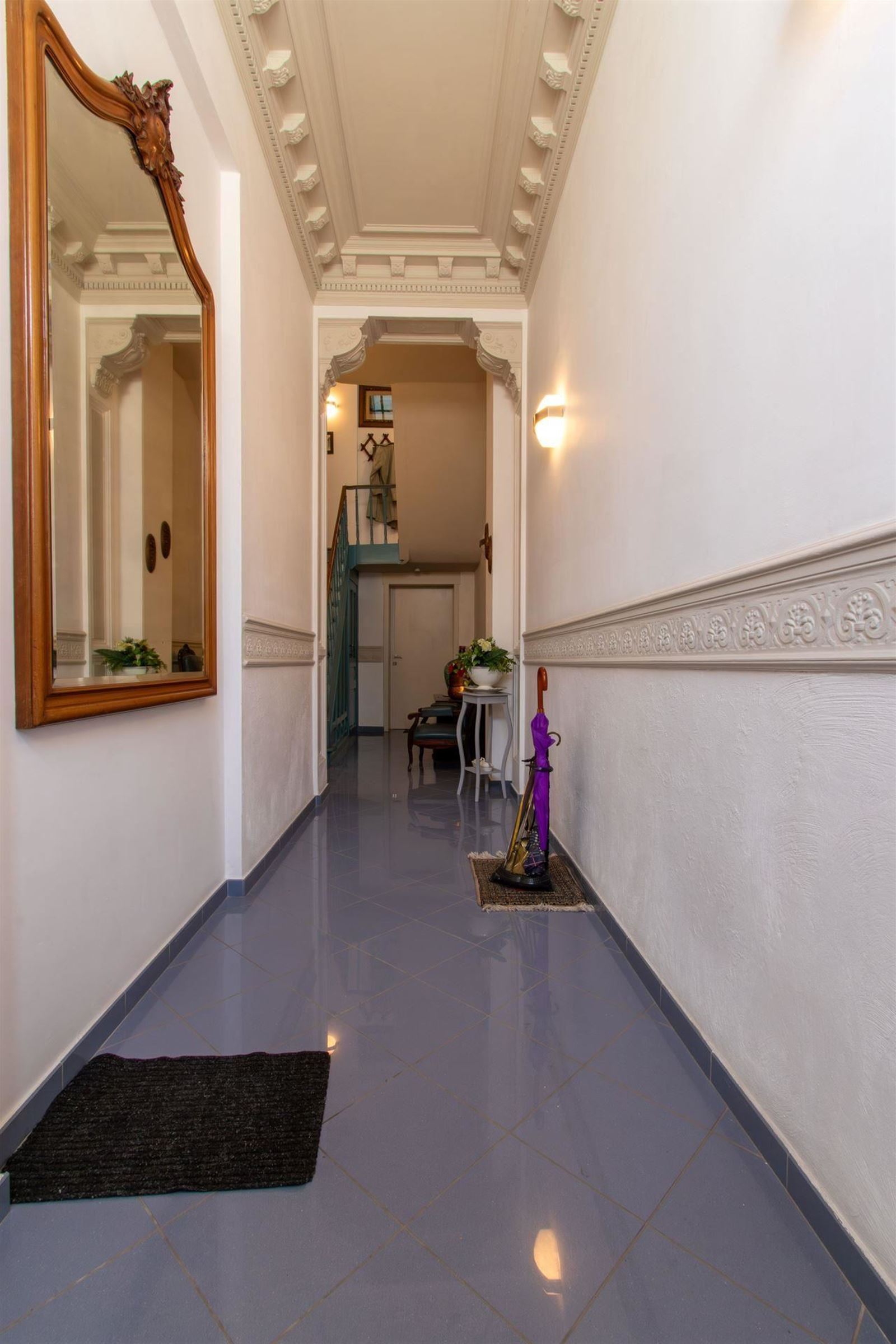 FOTO’S 3 : Duplex te 1500 HALLE (België) - Prijs &euro;&nbsp;1.025