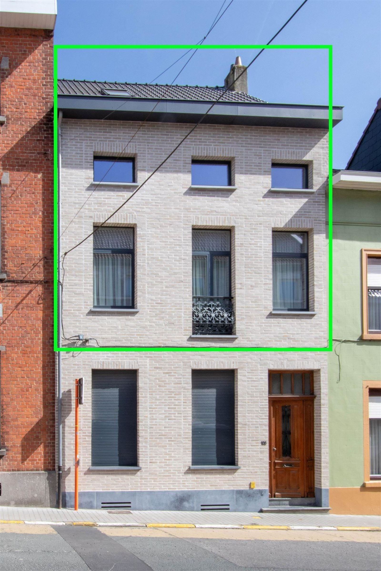 FOTO’S 1 : Duplex te 1500 HALLE (België) - Prijs &euro;&nbsp;1.025