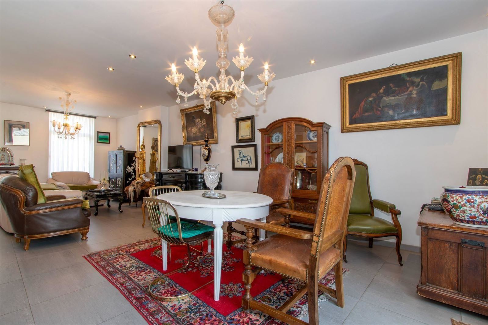 FOTO’S 8 : Duplex te 1500 HALLE (België) - Prijs &euro;&nbsp;1.025