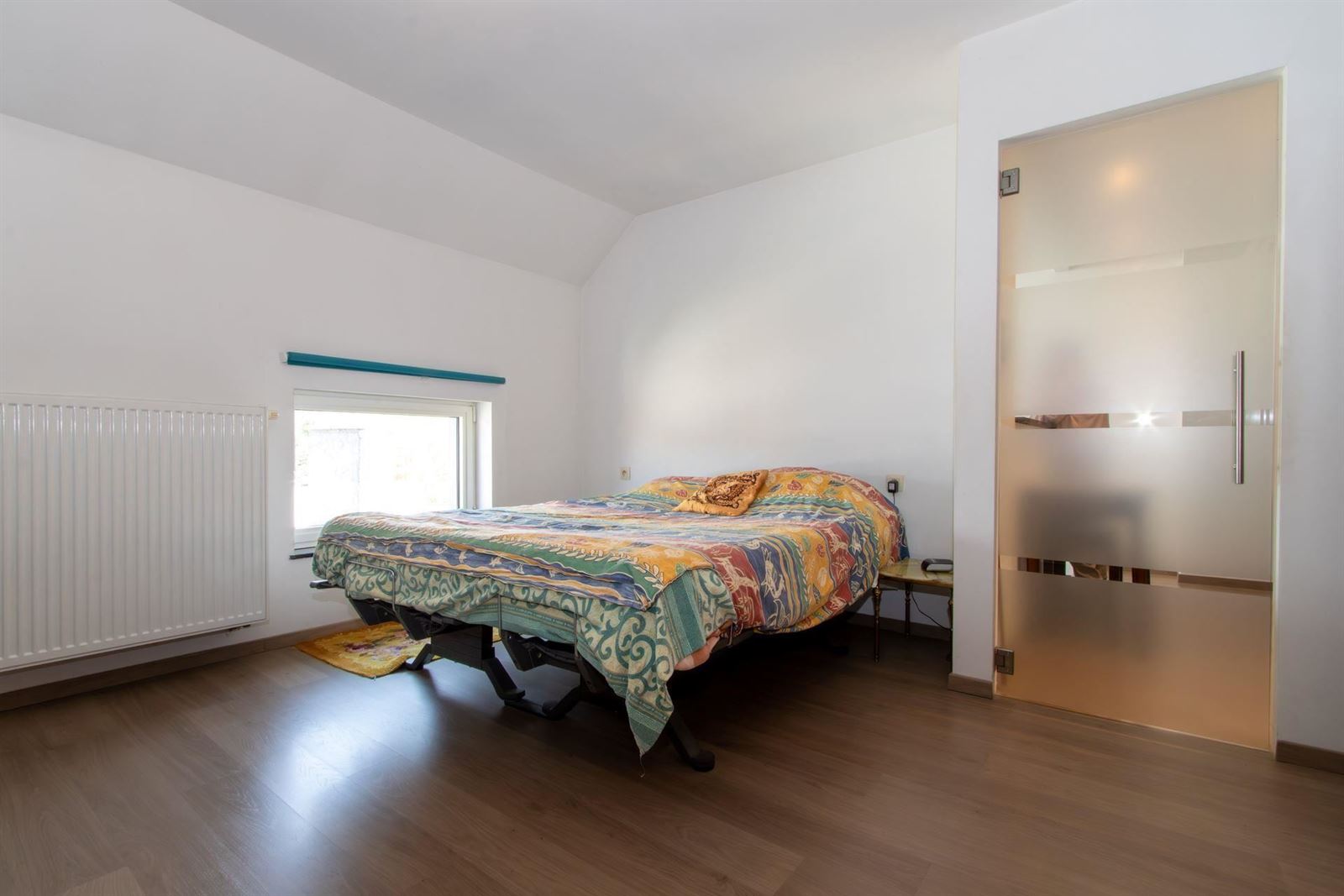 FOTO’S 14 : Duplex te 1500 HALLE (België) - Prijs &euro;&nbsp;1.025