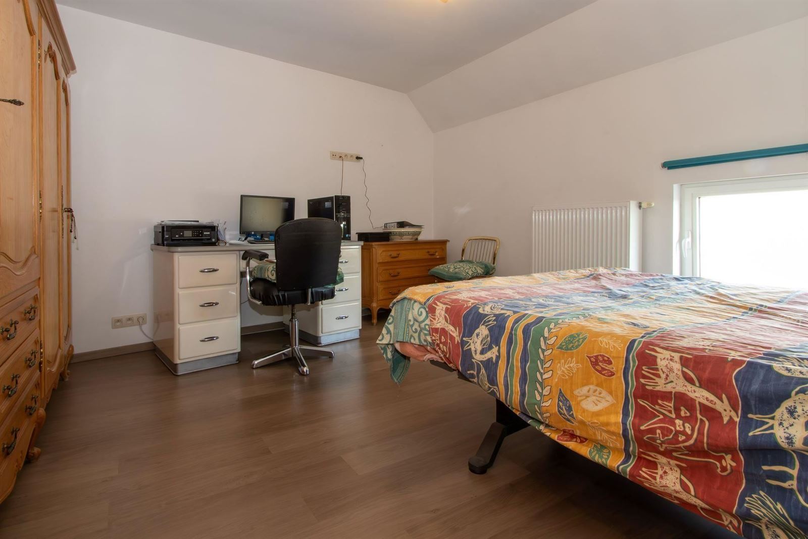 FOTO’S 15 : Duplex te 1500 HALLE (België) - Prijs &euro;&nbsp;1.025