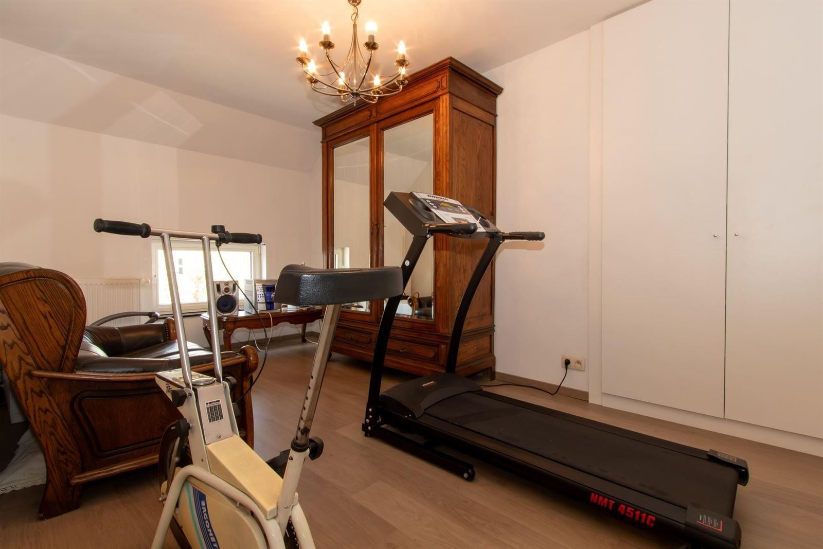 FOTO’S 17 : Duplex te 1500 HALLE (België) - Prijs &euro;&nbsp;1.025