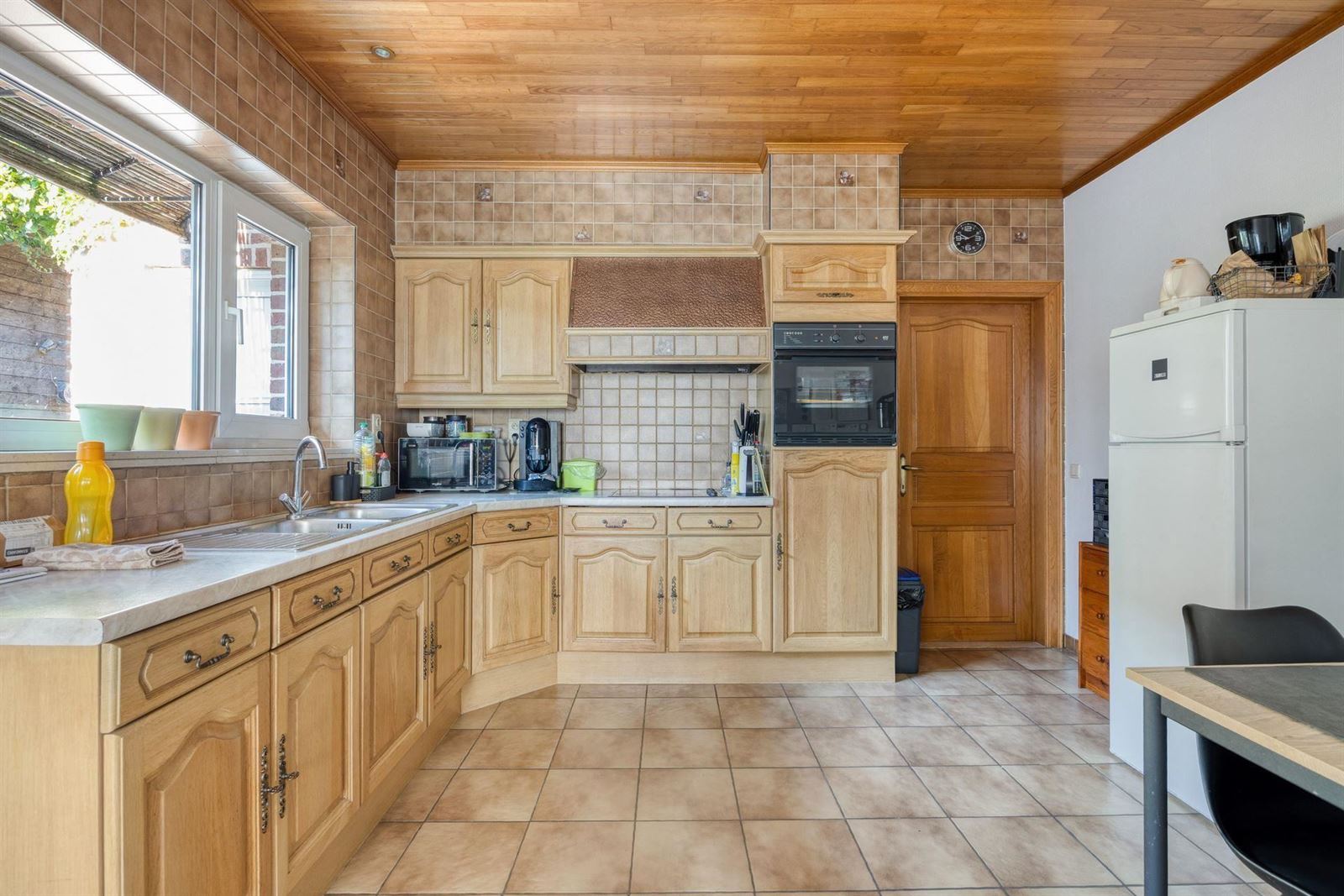 FOTO’S 23 : Bedrijfsgebouw te 1770 LIEDEKERKE (België) - Prijs &euro;&nbsp;795.000