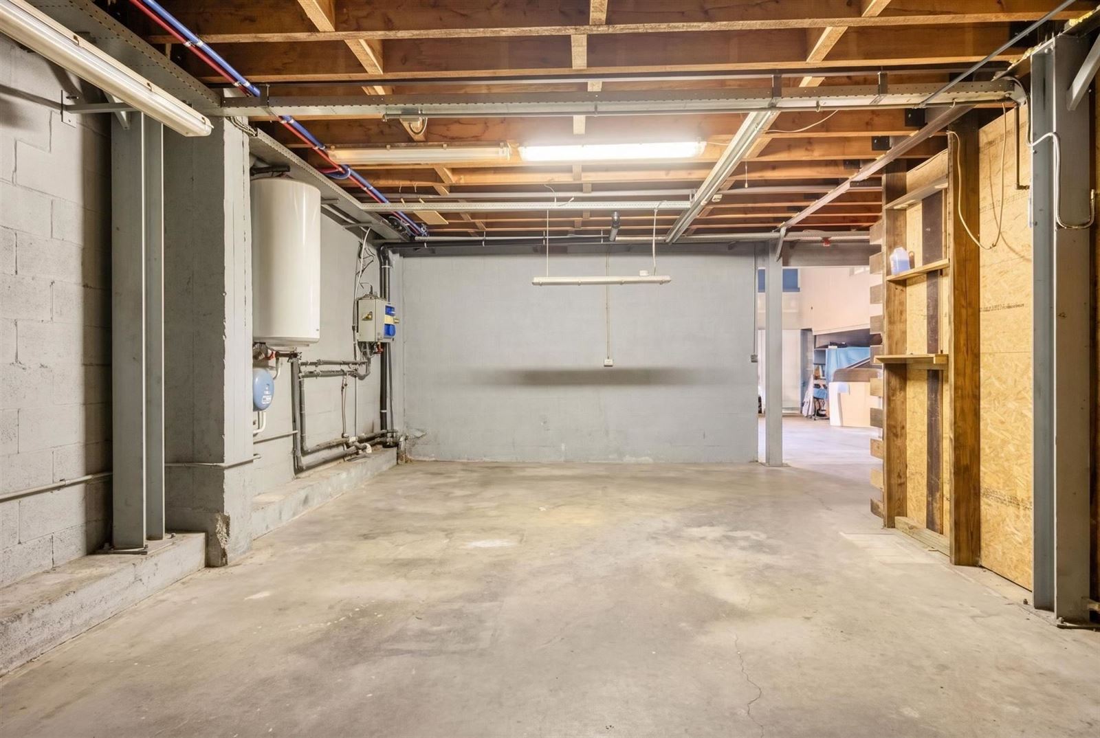 FOTO’S 10 : Bedrijfsgebouw te 1770 LIEDEKERKE (België) - Prijs &euro;&nbsp;795.000