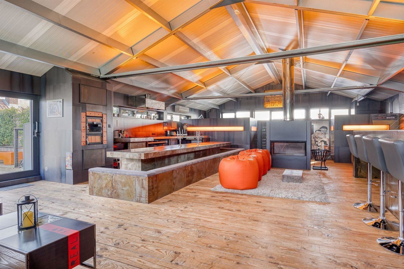 FOTO’S 15 : Bedrijfsgebouw te 1770 LIEDEKERKE (België) - Prijs &euro;&nbsp;795.000