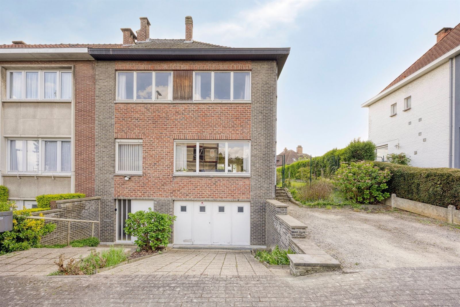 FOTO’S 1 : Woning te 1600 SINT-PIETERS-LEEUW (België) - Prijs &euro;&nbsp;425.000