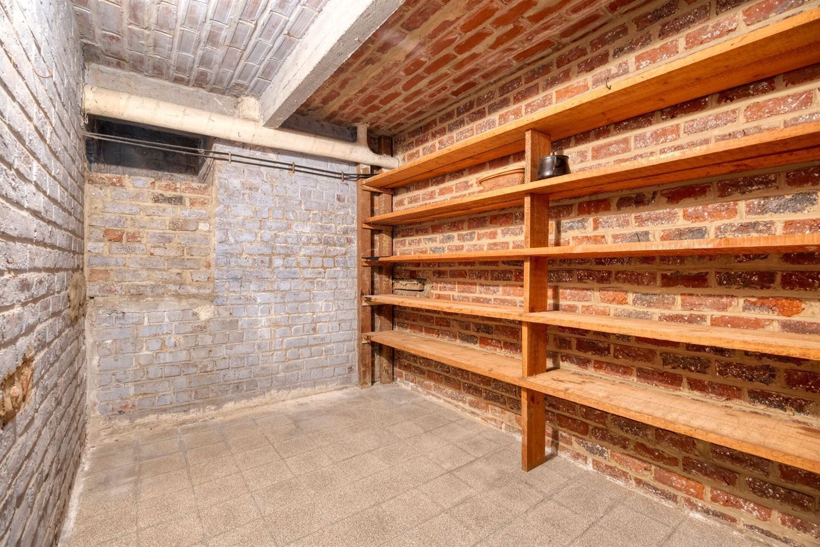 FOTO’S 27 : Woning te 1600 SINT-PIETERS-LEEUW (België) - Prijs &euro;&nbsp;425.000